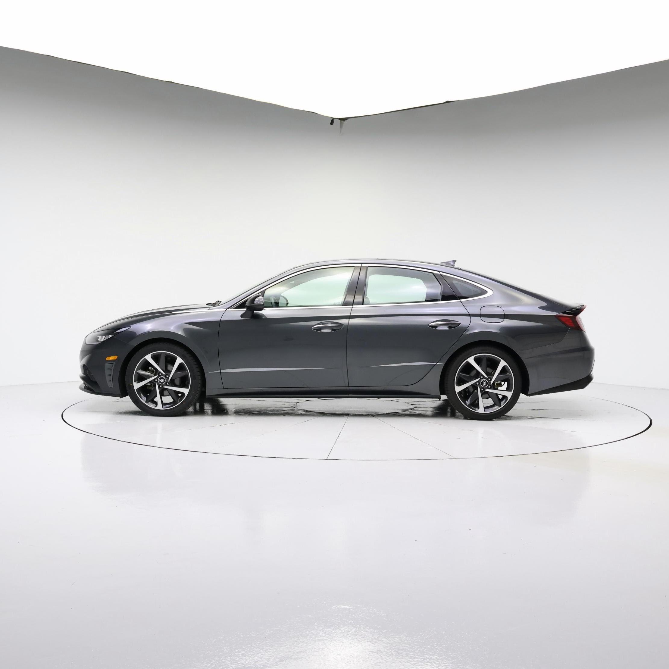 Thumbnail: 2023 Hyundai Sonata - 3