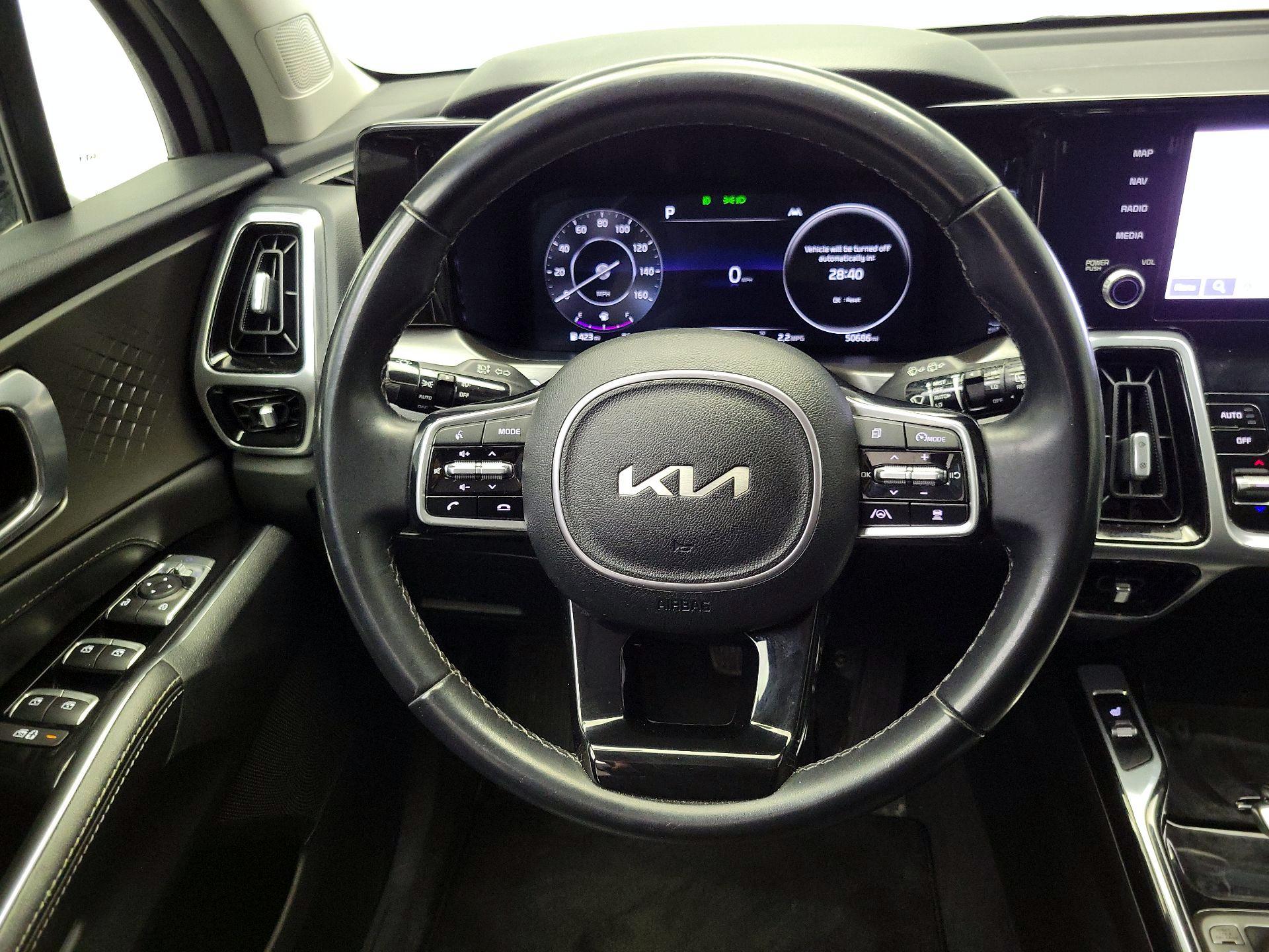Thumbnail: 2023 Kia Sorento - 10