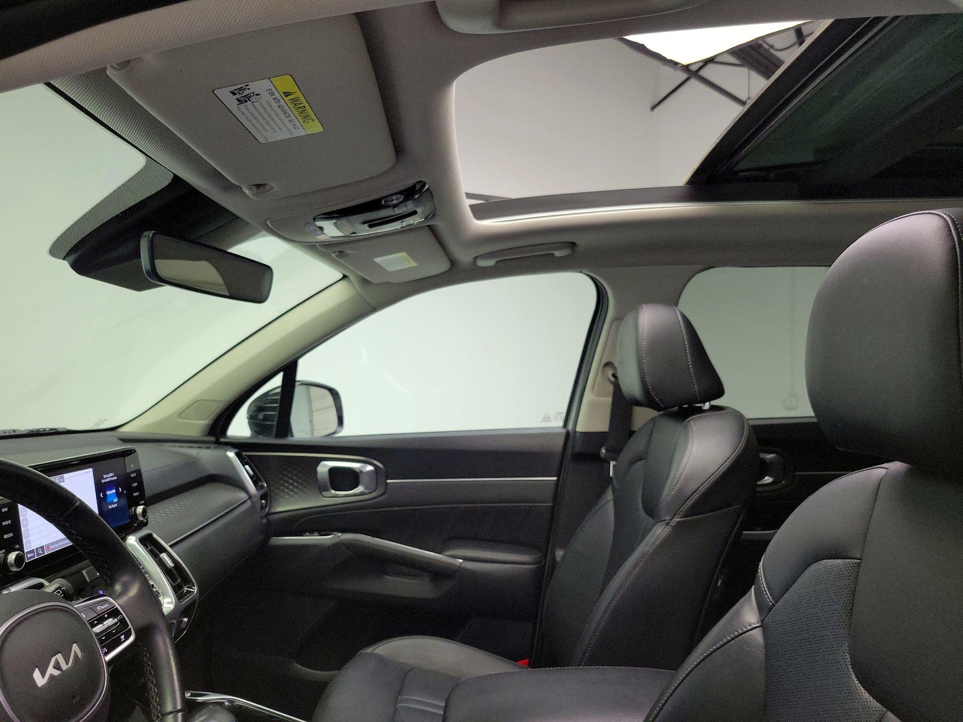 Thumbnail: 2023 Kia Sorento - 20