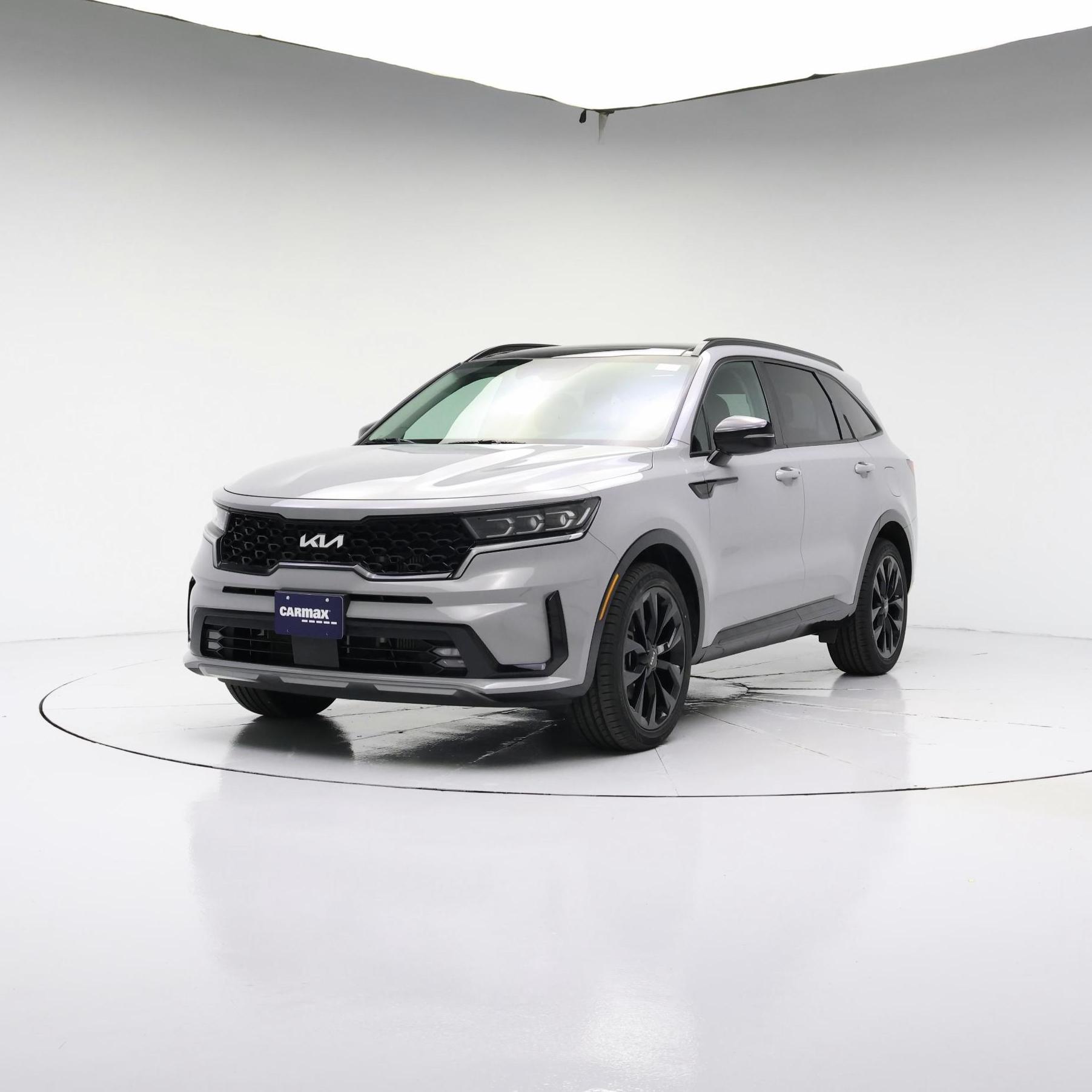 Thumbnail: 2023 Kia Sorento - 4