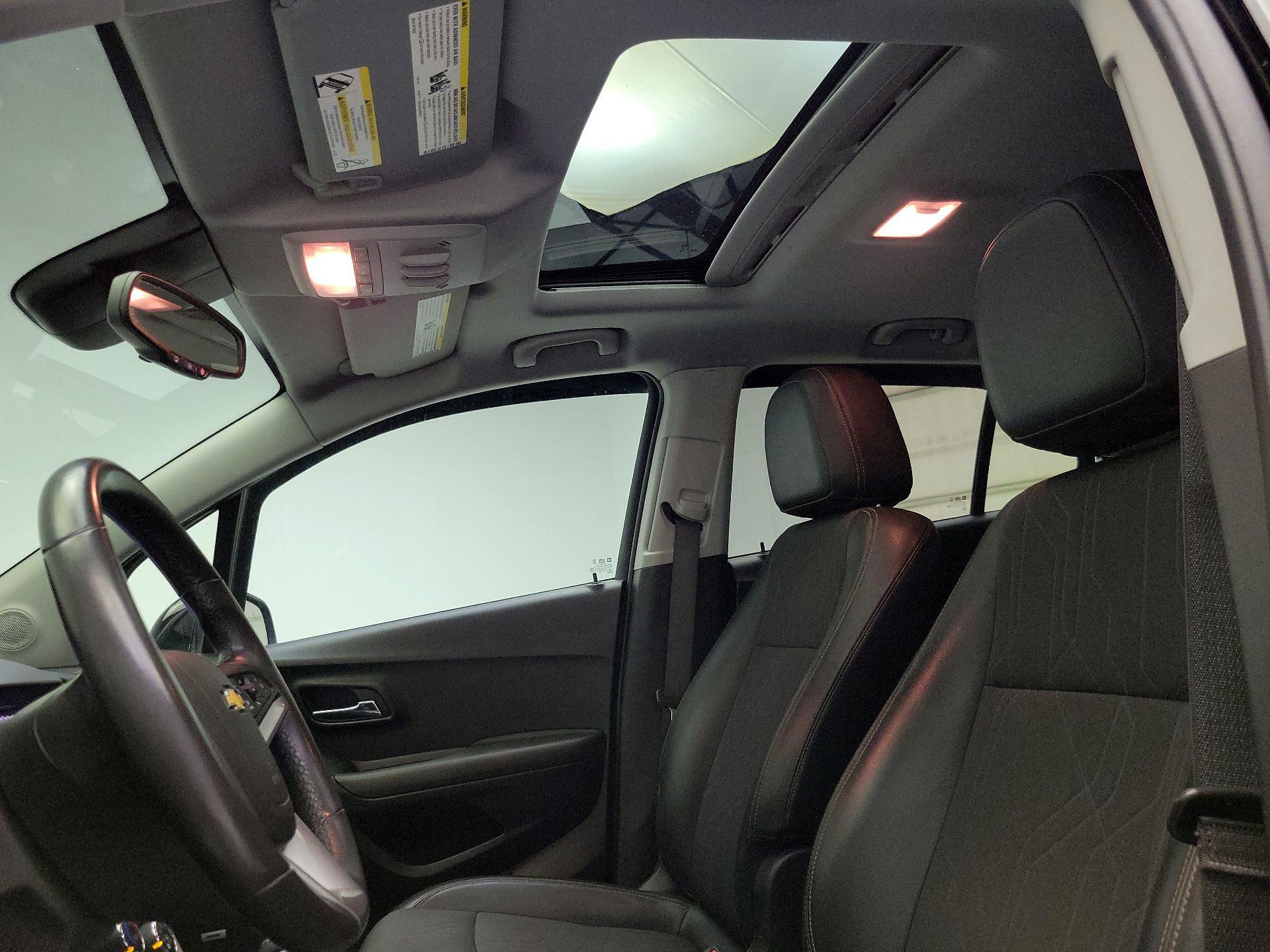 Thumbnail: 2020 Chevrolet Trax - 18