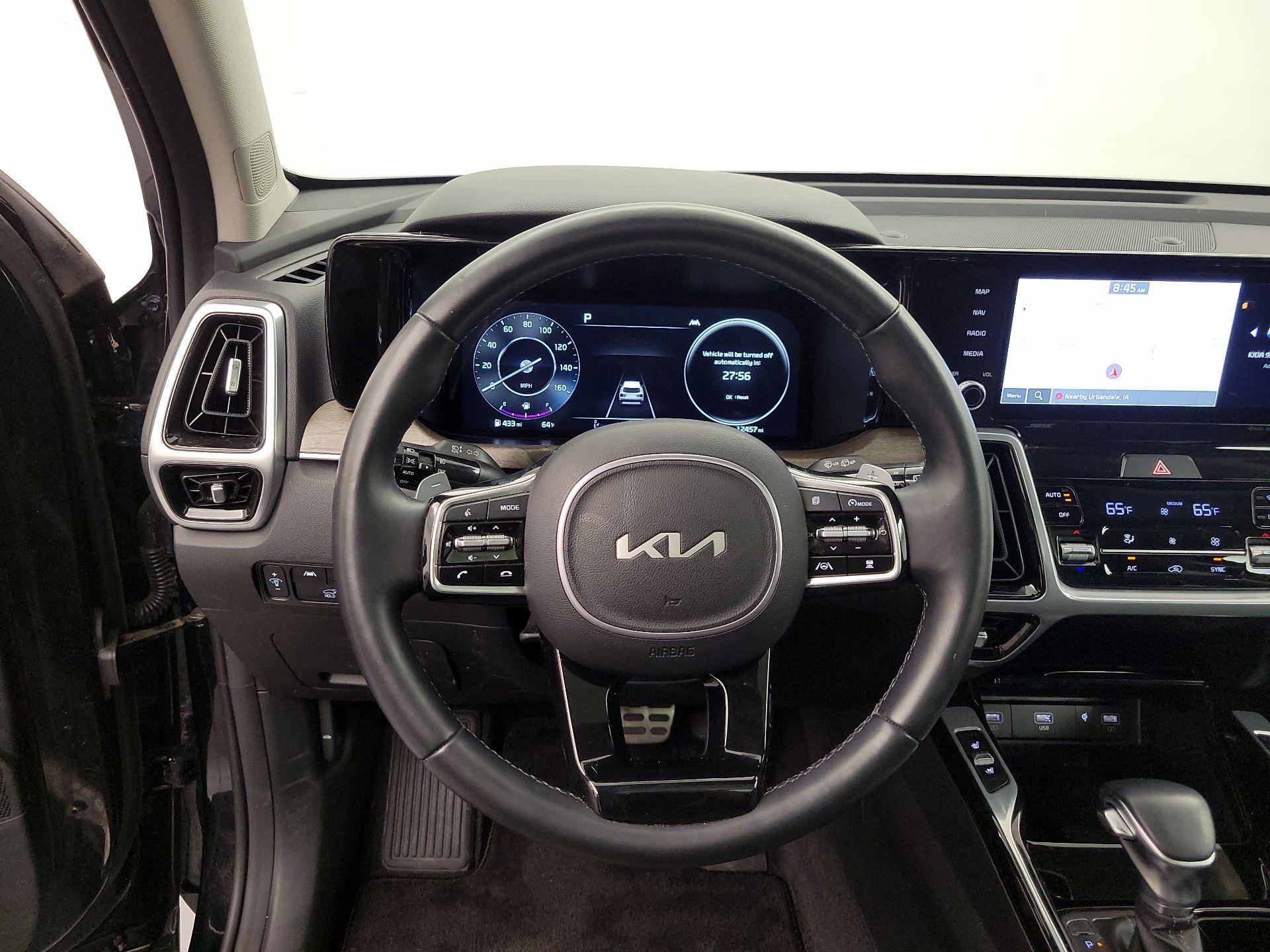 Thumbnail: 2023 Kia Sorento - 10