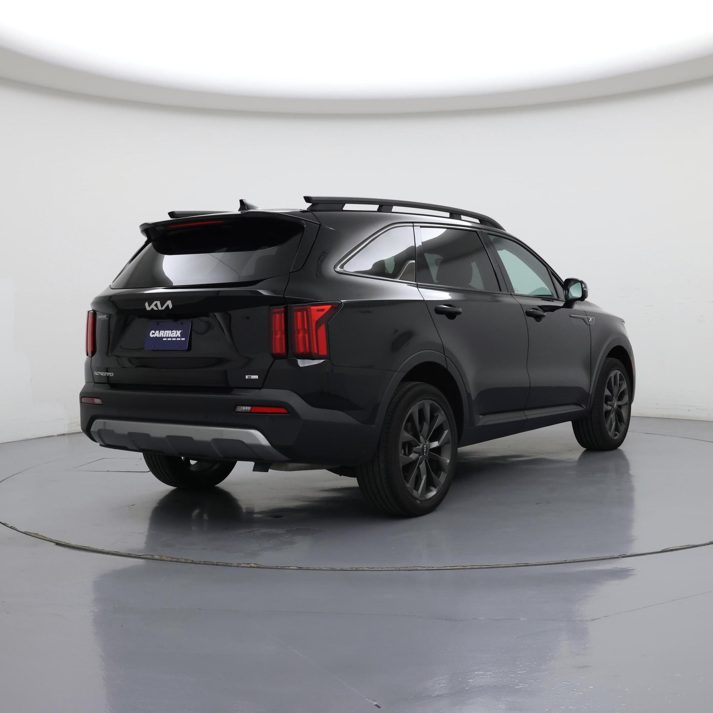 Thumbnail: 2023 Kia Sorento - 8