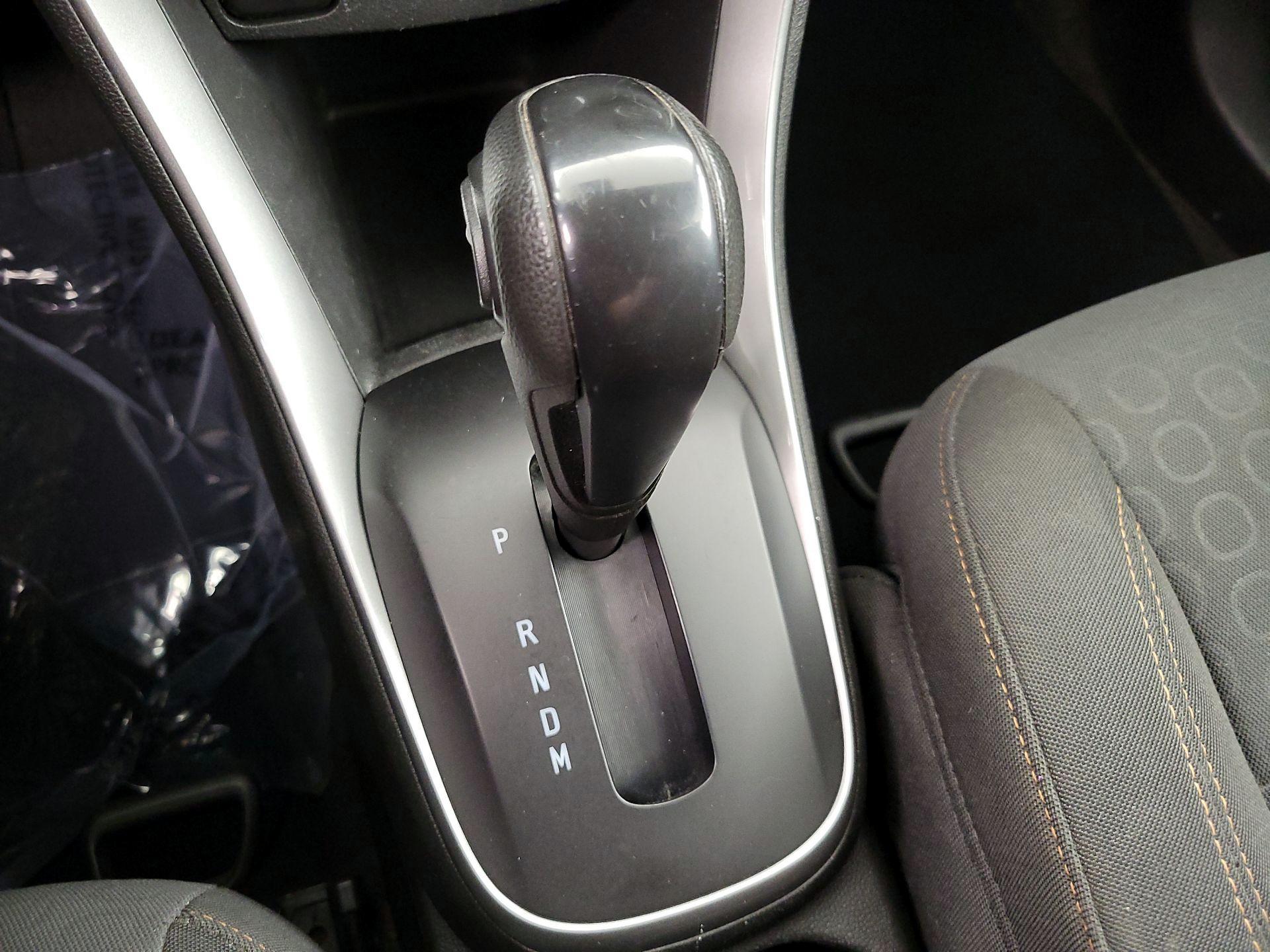 Thumbnail: 2020 Chevrolet Trax - 17