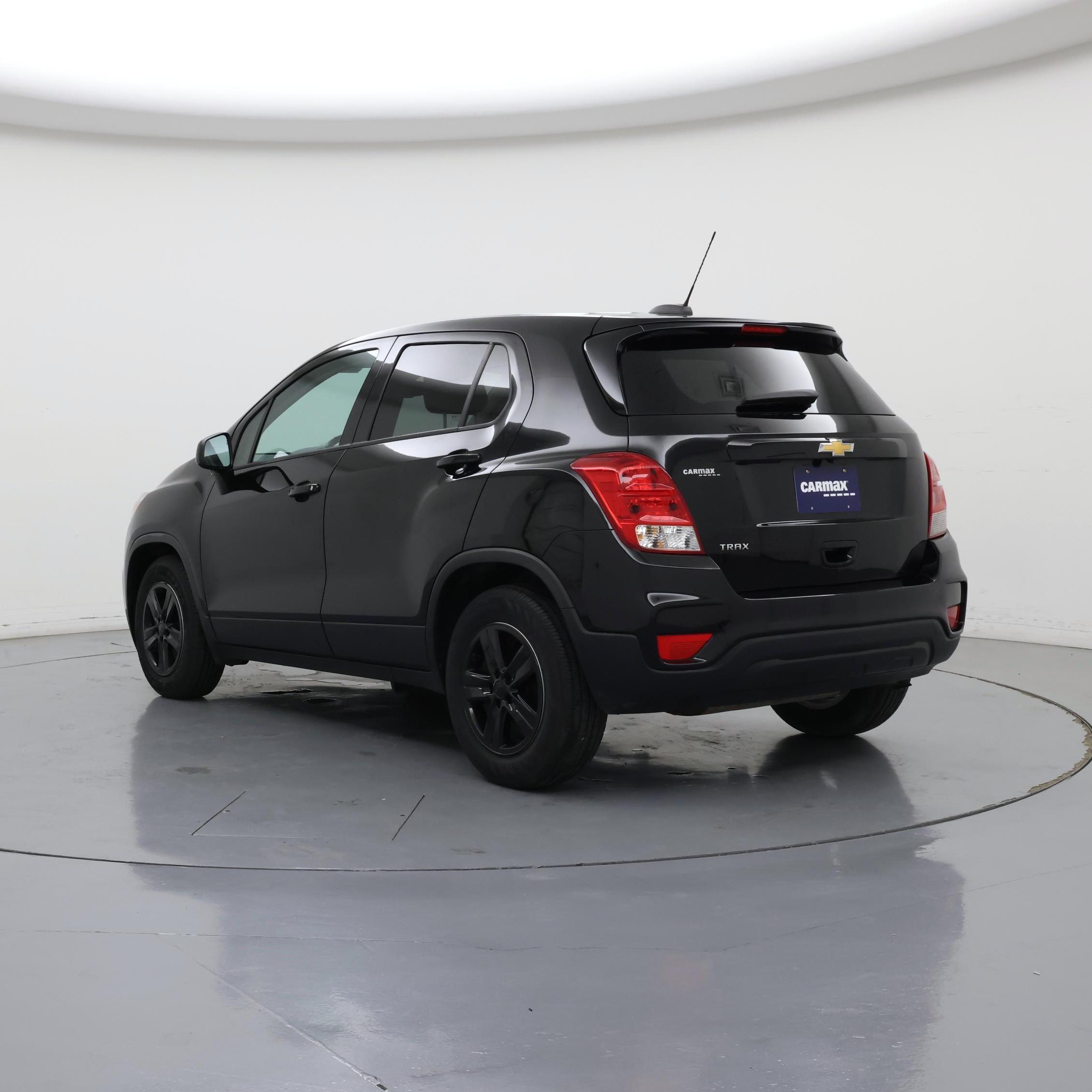 Thumbnail: 2020 Chevrolet Trax - 2