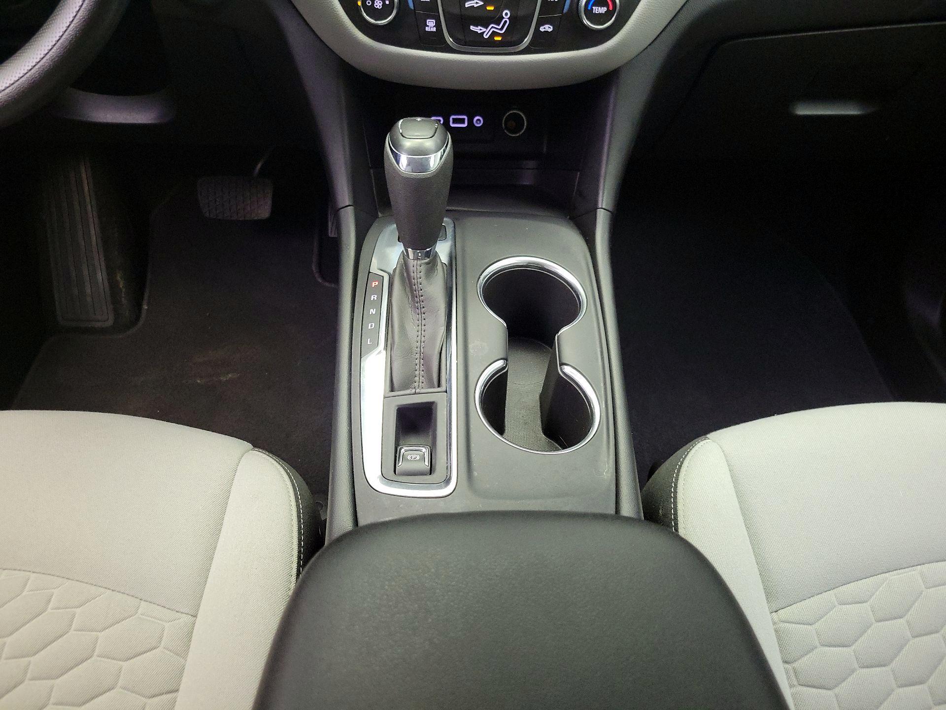 Thumbnail: 2020 Chevrolet Equinox - 17
