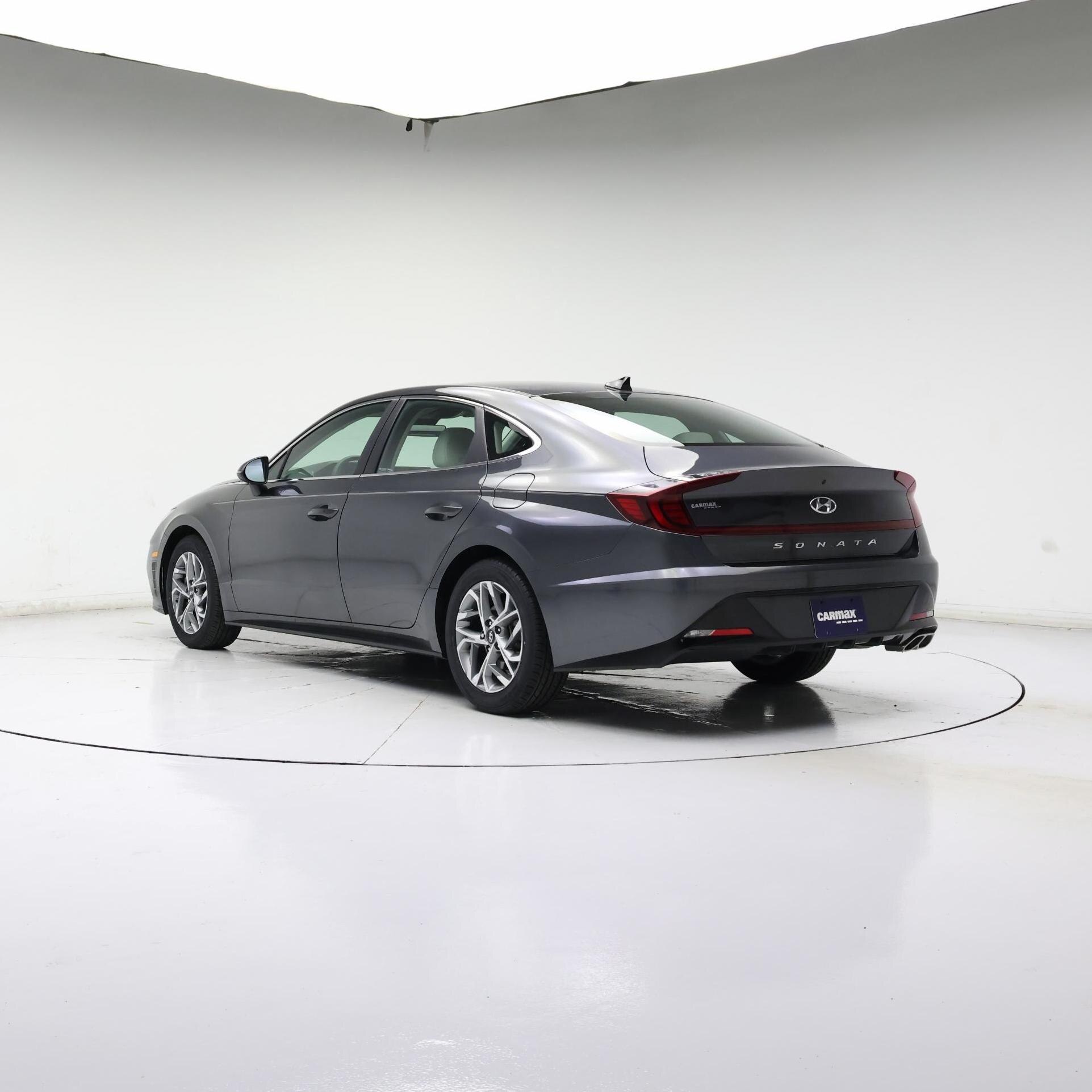 Thumbnail: 2023 Hyundai Sonata - 2