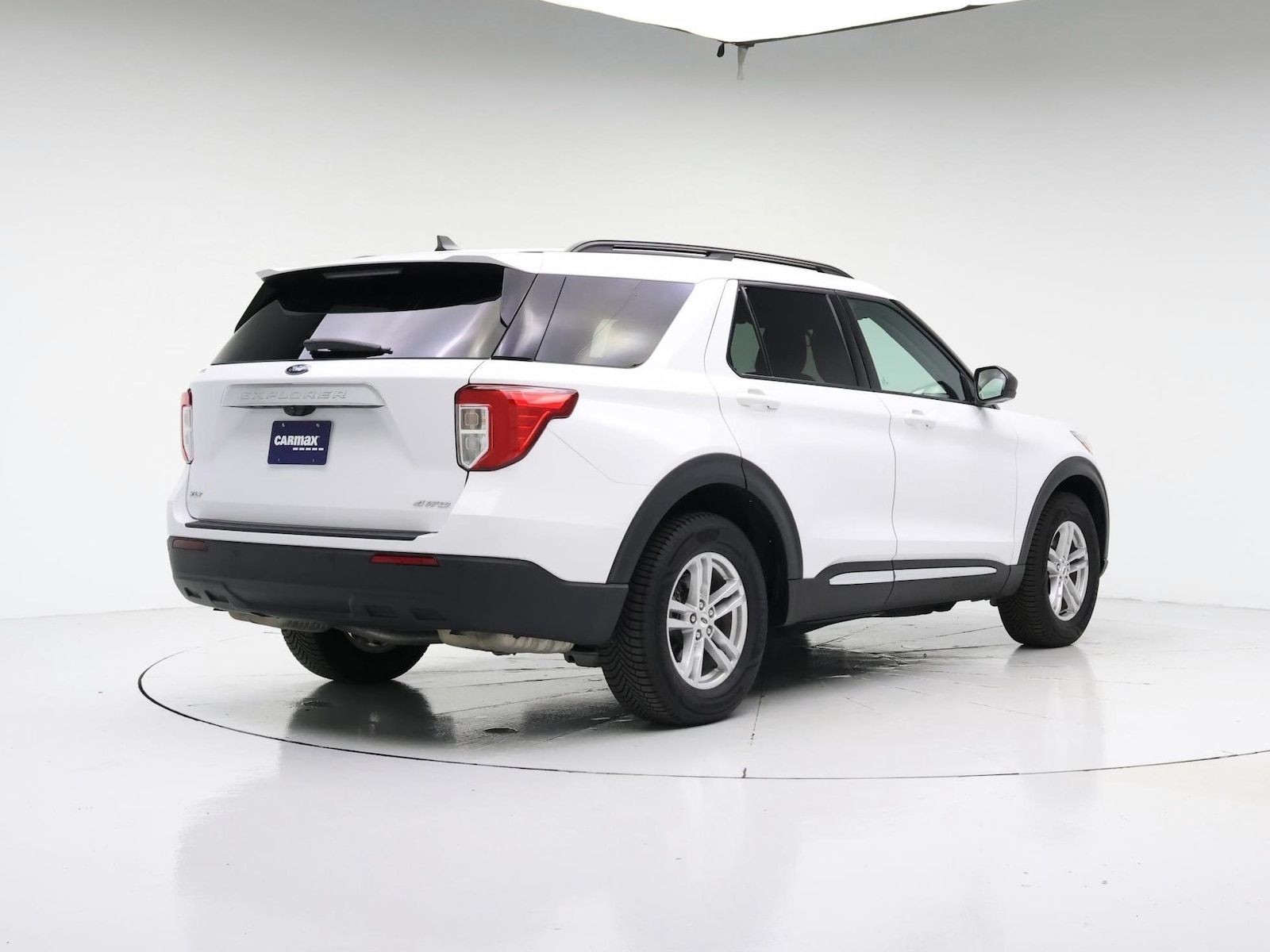 2022 Ford Explorer XLT - Photo 9