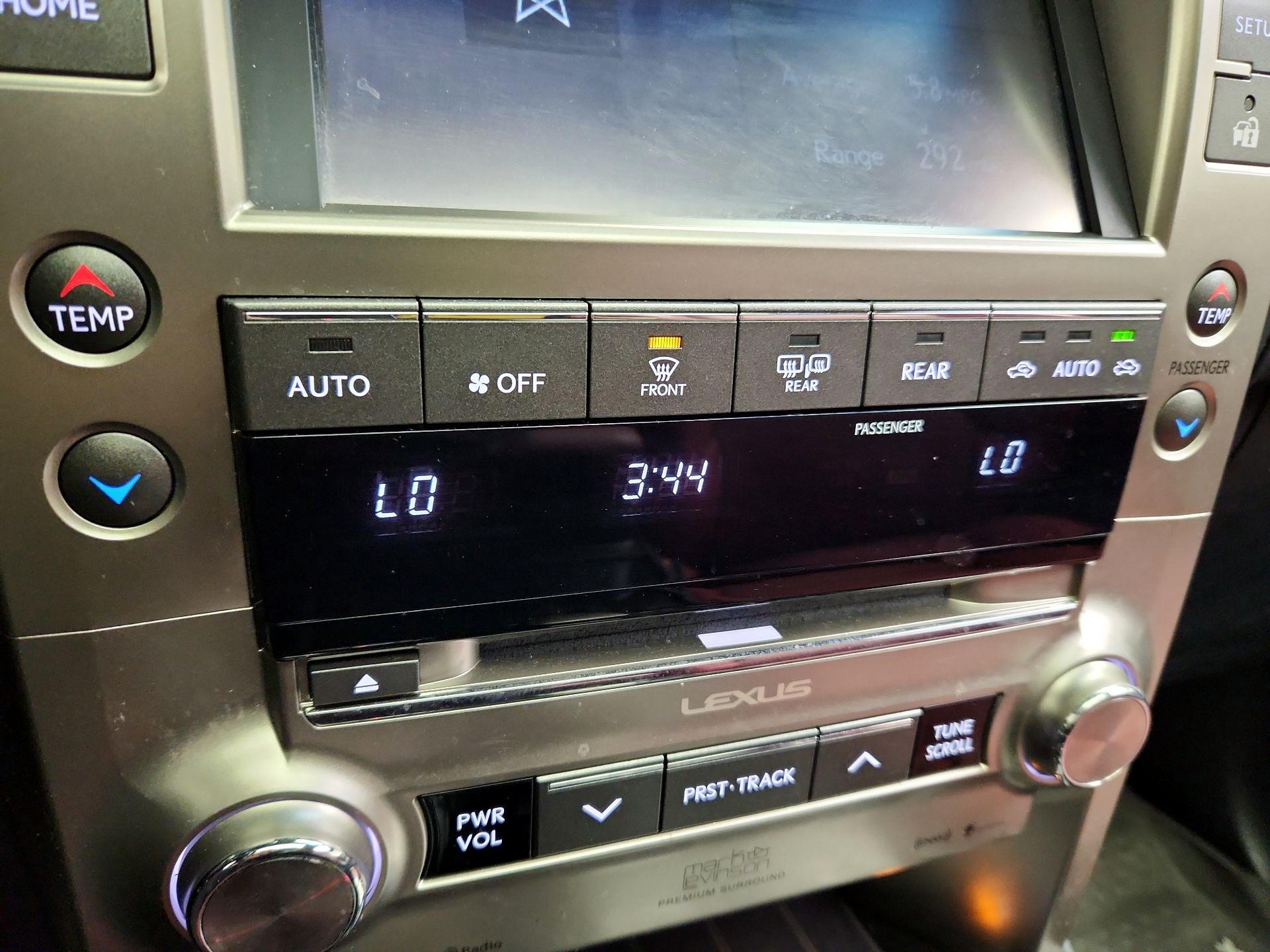 Thumbnail: 2021 Lexus GX - 17