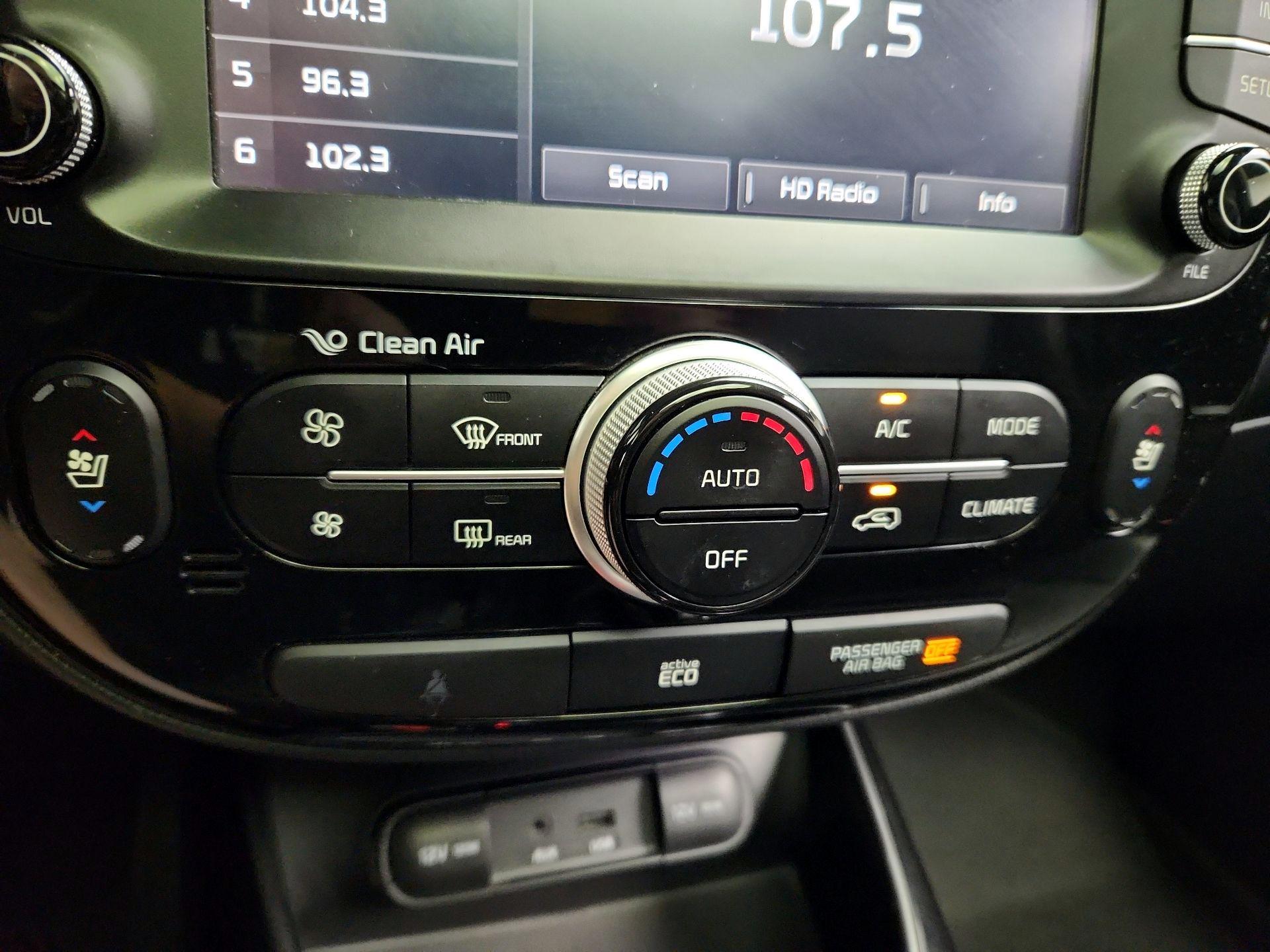 Thumbnail: 2014 Kia Soul - 17