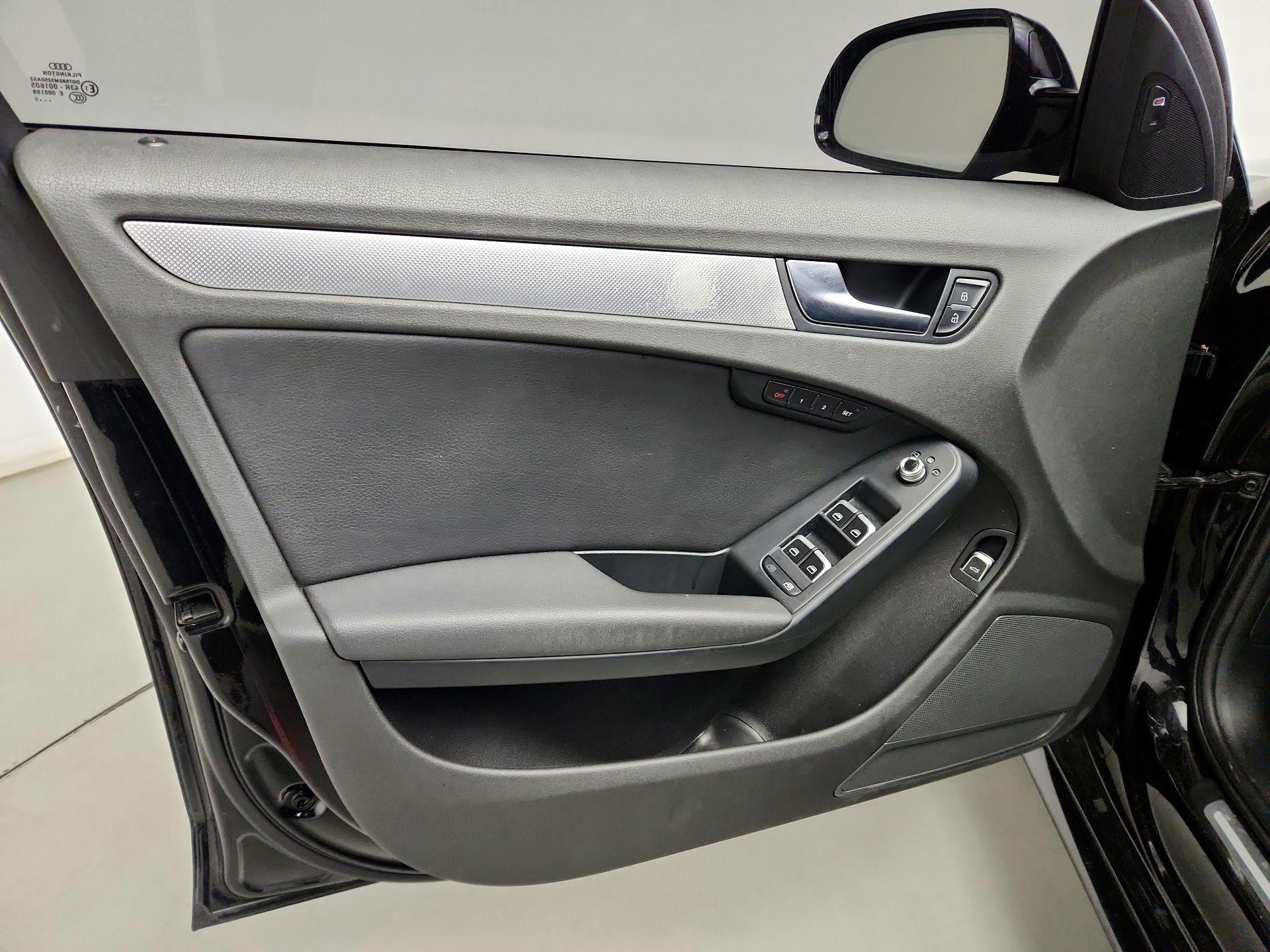 Thumbnail: 2015 Audi A4 - 12
