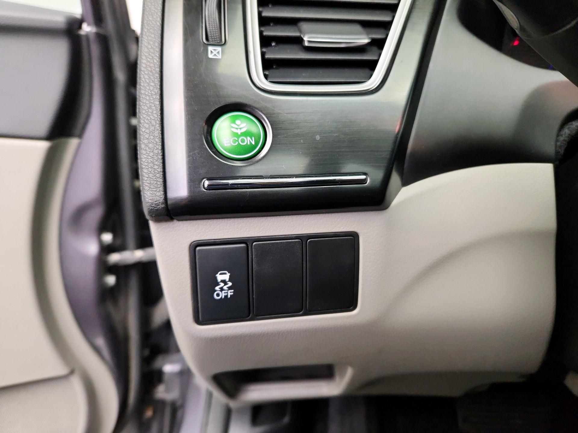 Thumbnail: 2014 Honda Civic - 13