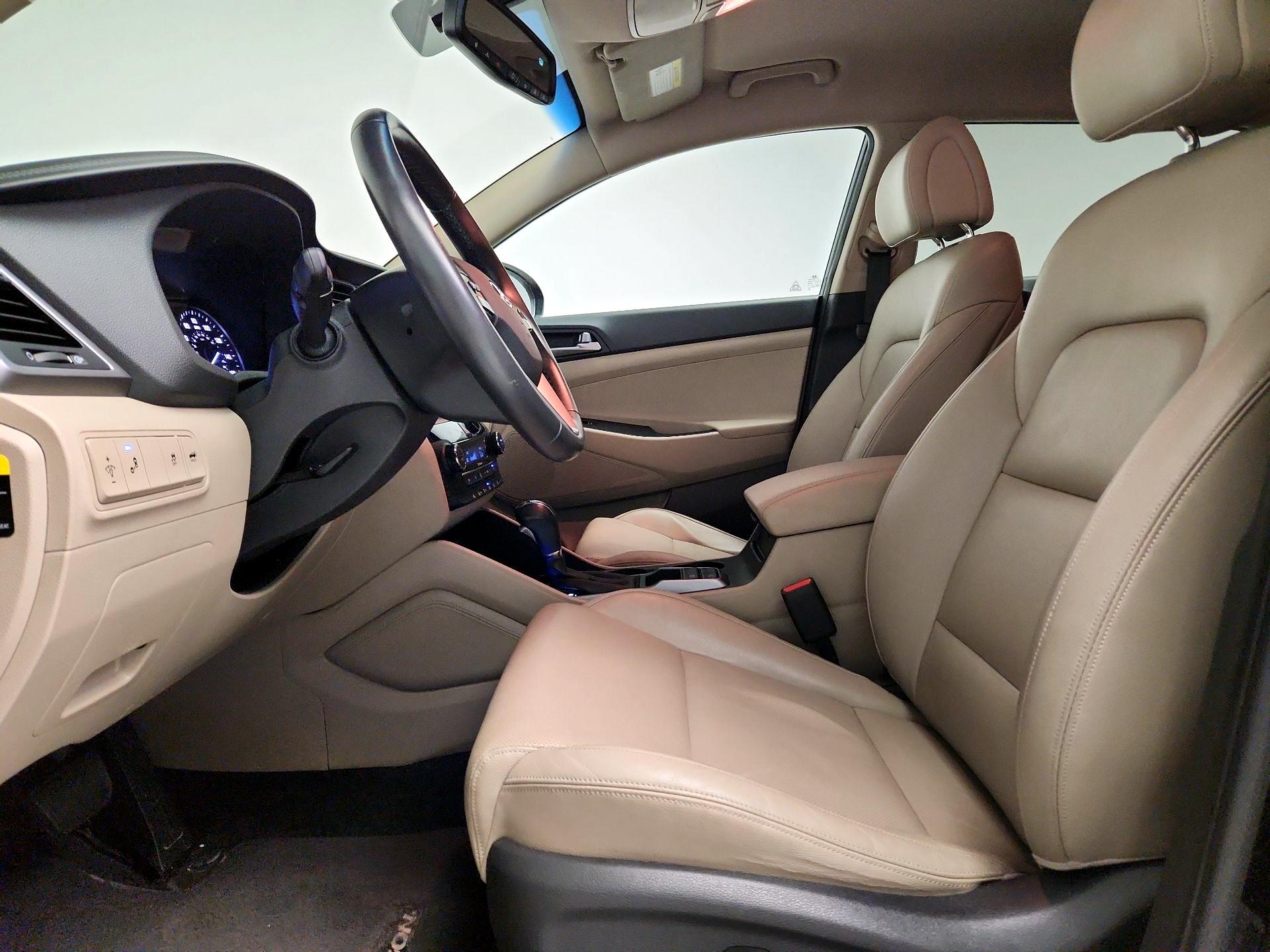 Thumbnail: 2016 Hyundai Tucson - 11
