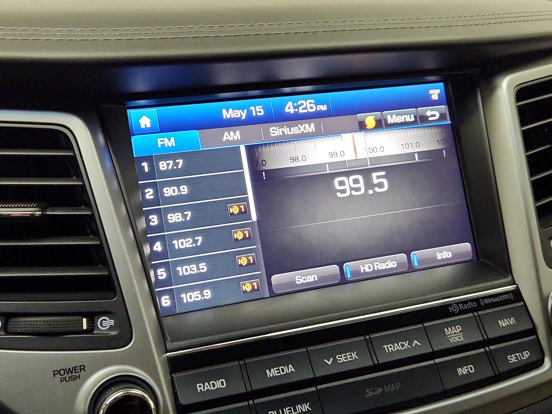 Thumbnail: 2016 Hyundai Tucson - 16