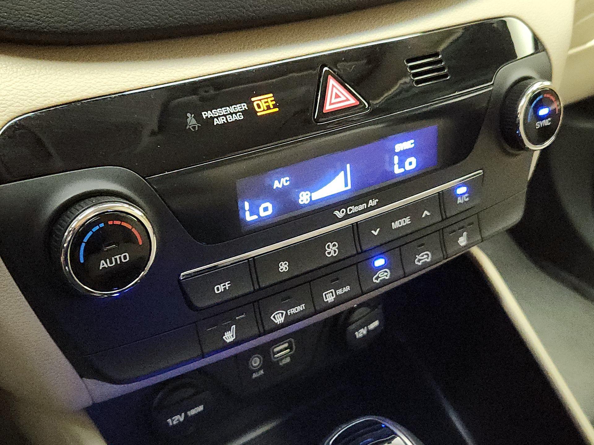 Thumbnail: 2016 Hyundai Tucson - 17