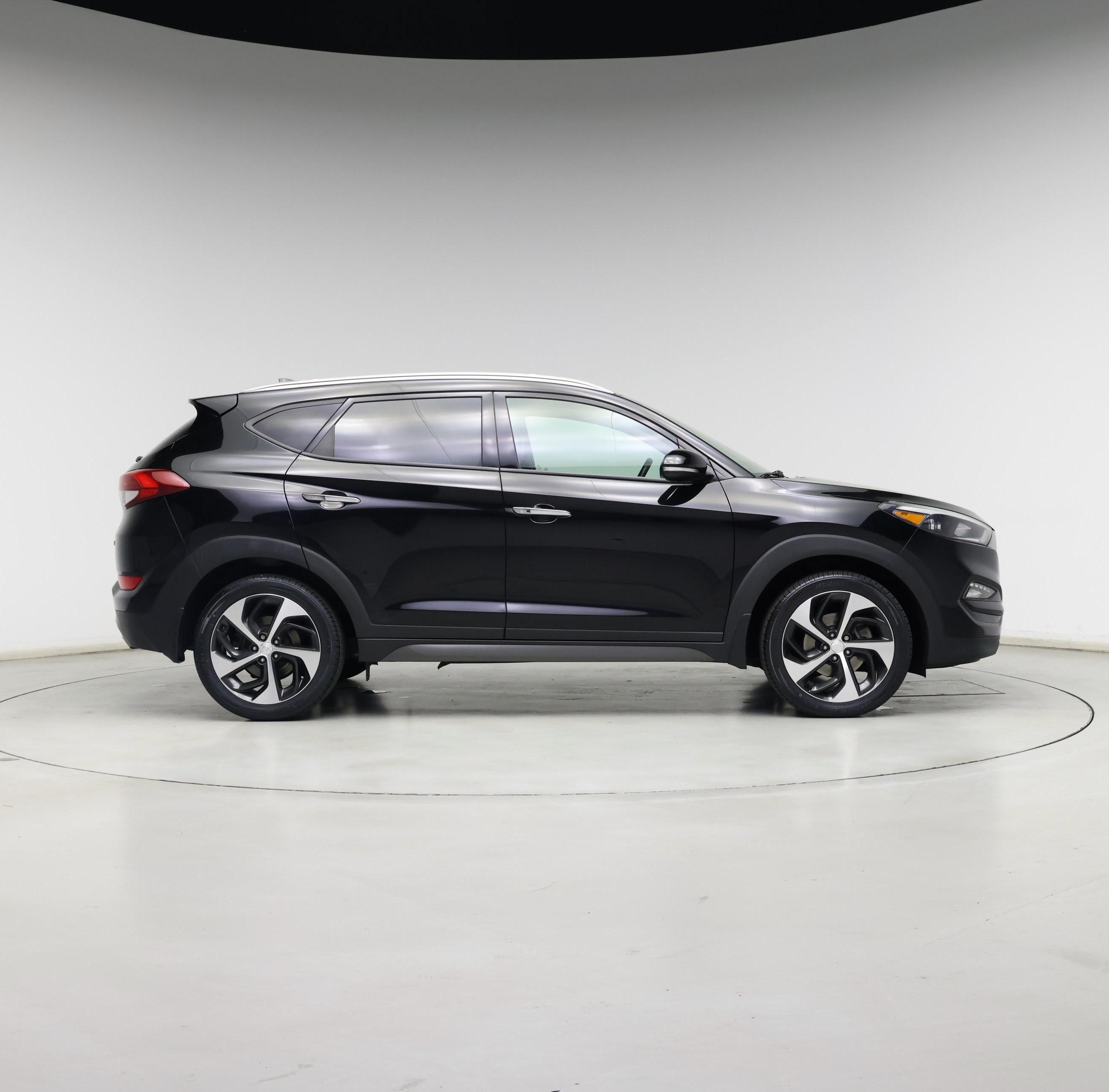 Thumbnail: 2016 Hyundai Tucson - 7