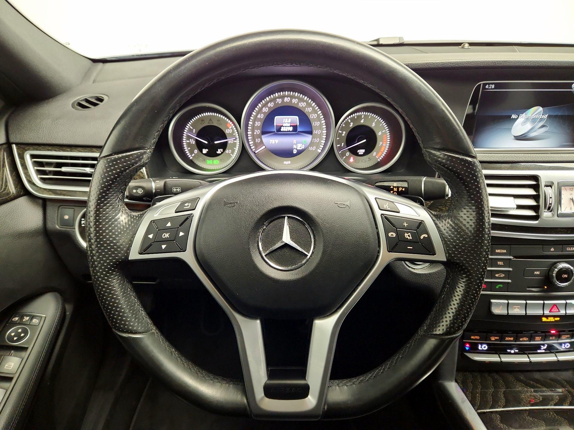 Thumbnail: 2016 Mercedes-Benz E-Class - 10