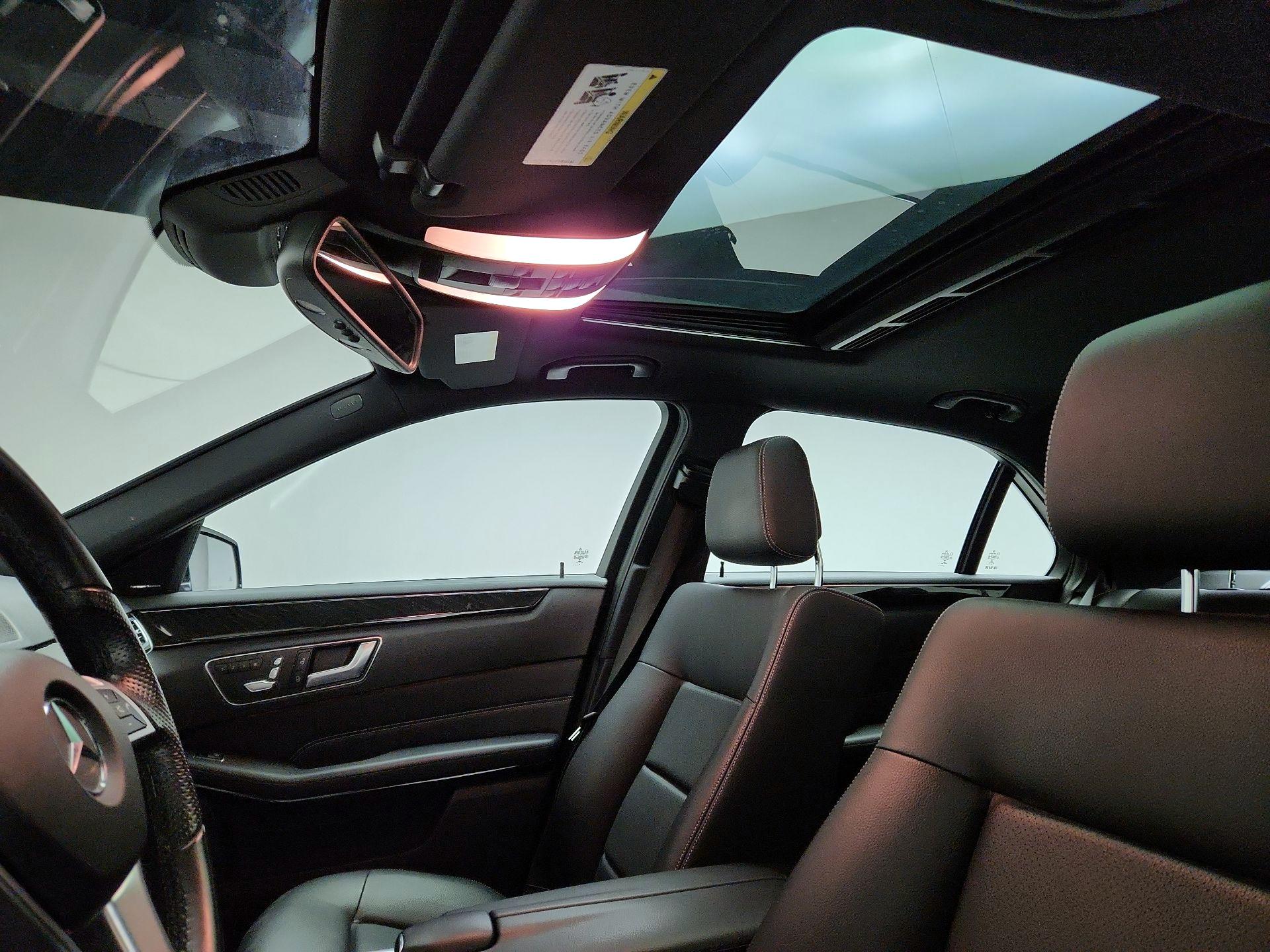 Thumbnail: 2016 Mercedes-Benz E-Class - 19