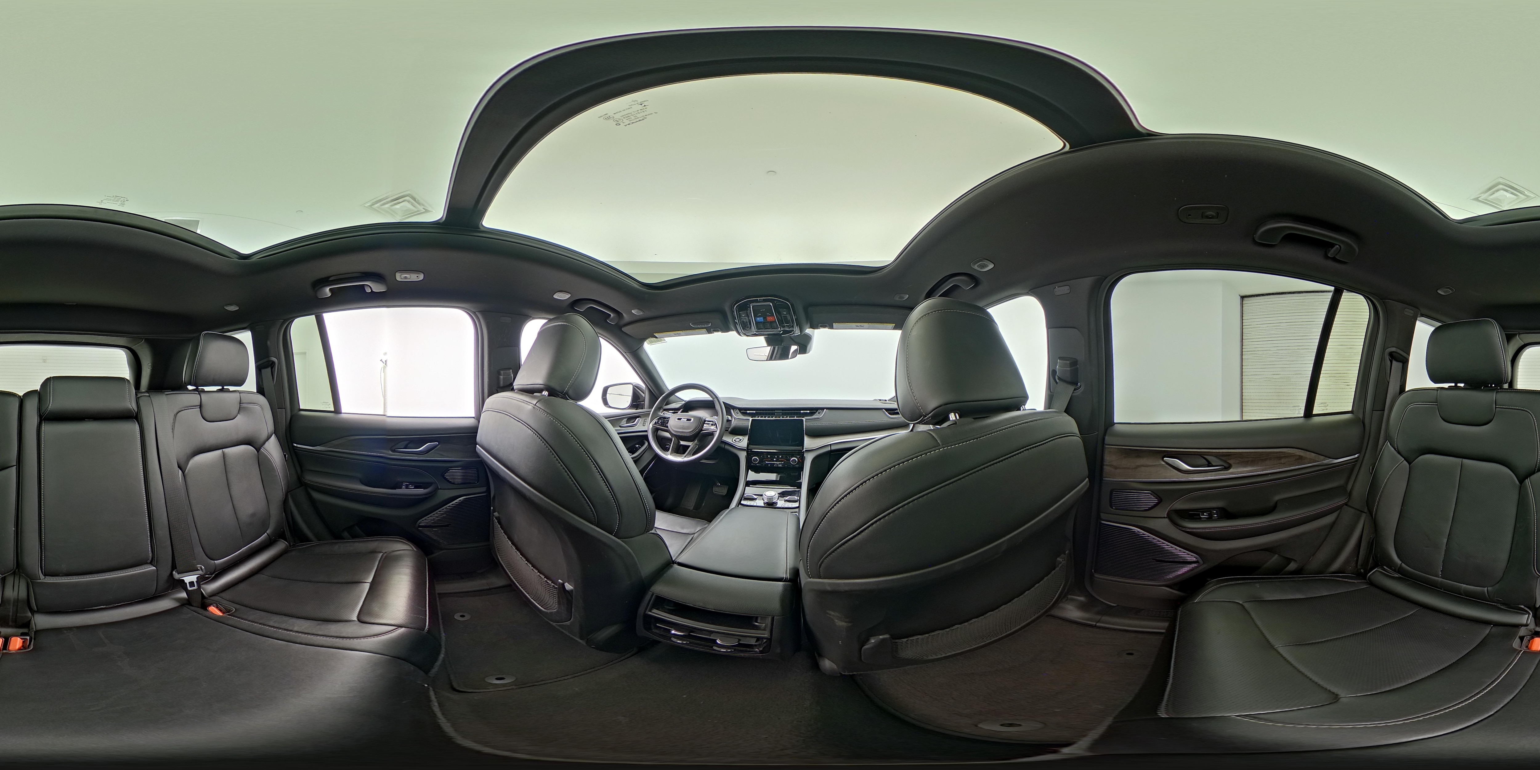 2022 Jeep Grand Cherokee Overland - Photo 28
