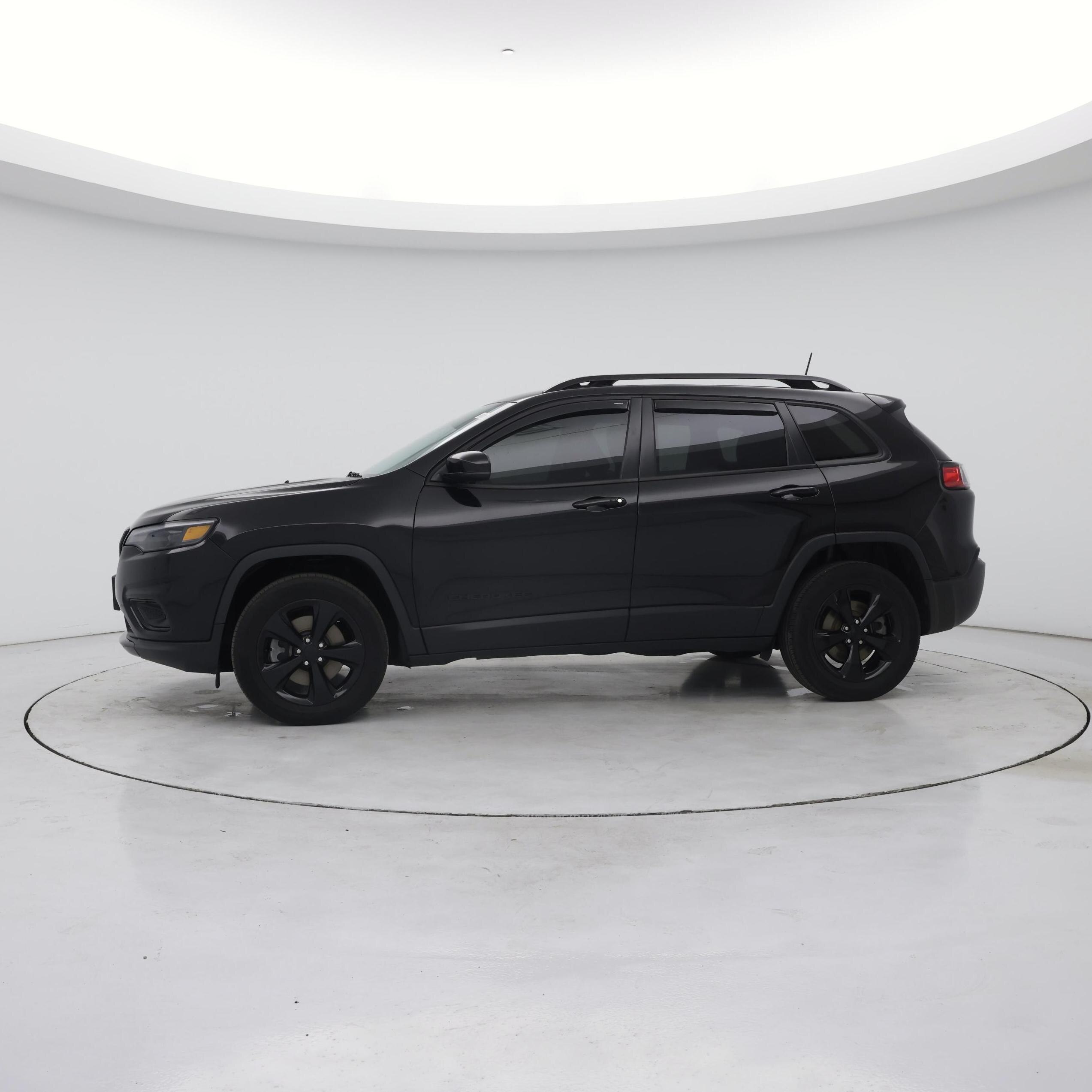 Thumbnail: 2021 Jeep Cherokee - 3