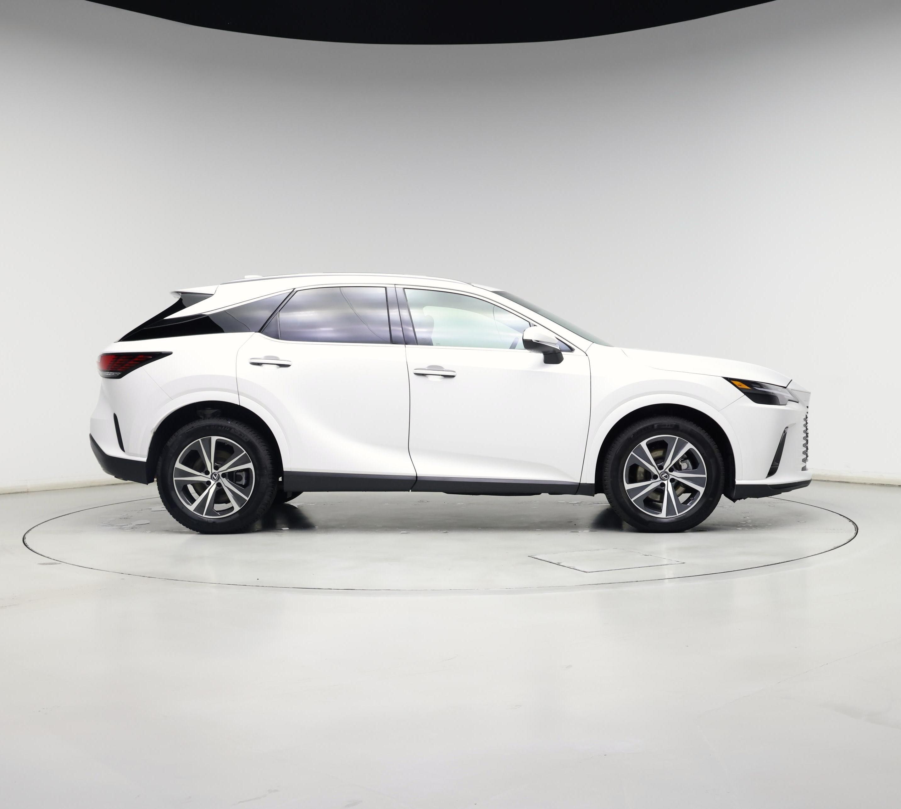 Thumbnail: 2023 Lexus RX - 7