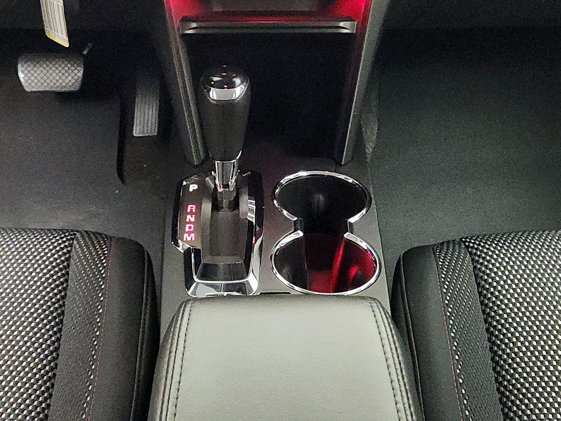 Thumbnail: 2016 GMC Terrain - 16