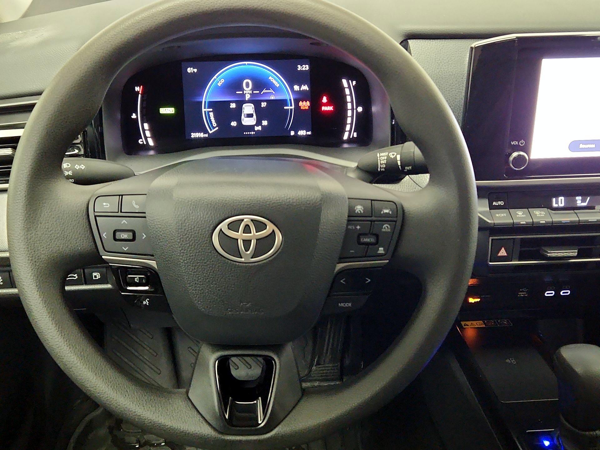 Thumbnail: 2026 Toyota Camry - 10