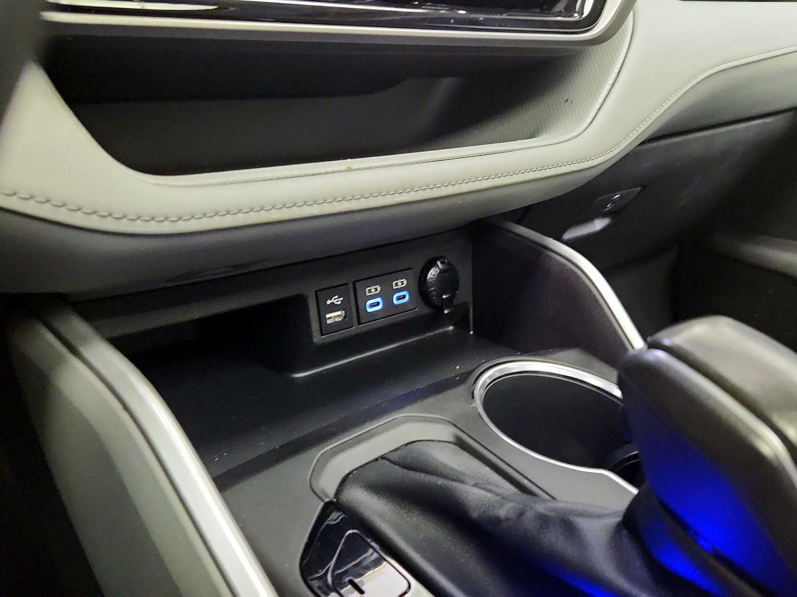 2022 Toyota Highlander XLE - Photo 20