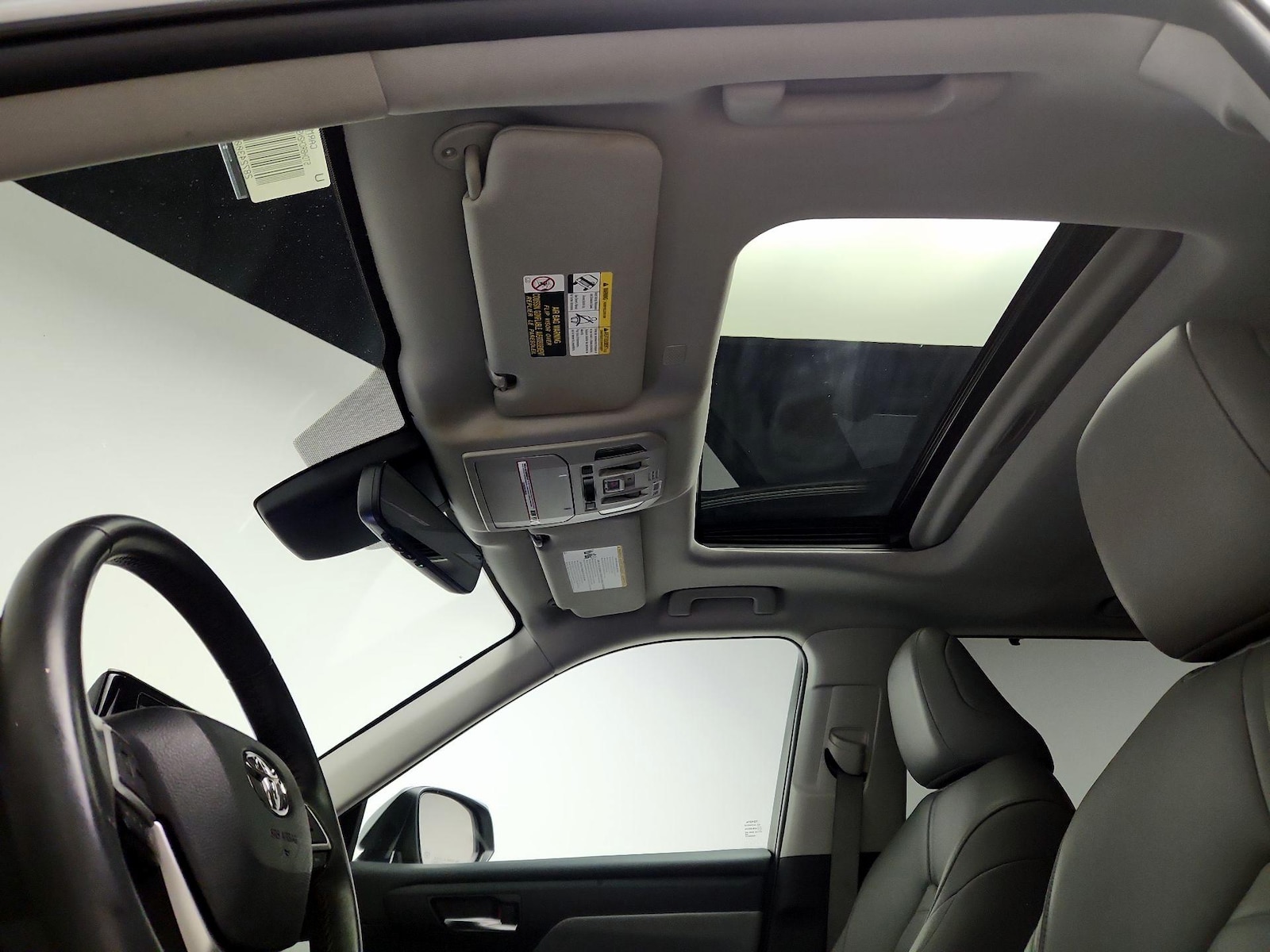 2022 Toyota Highlander XLE - Photo 21