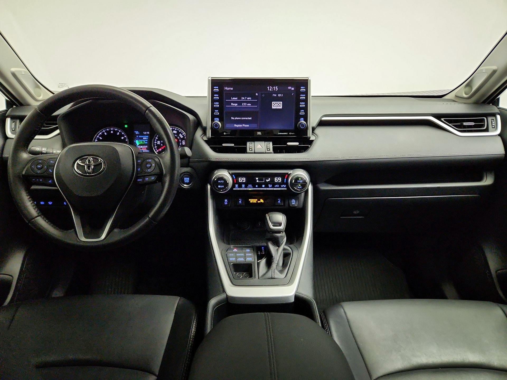 Thumbnail: 2022 Toyota RAV4 - 9