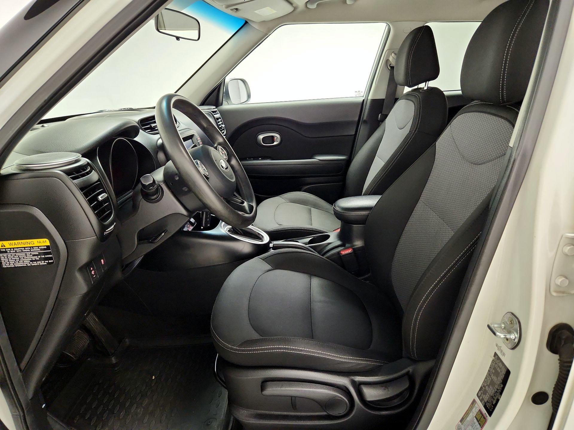 Thumbnail: 2018 Kia Soul - 11