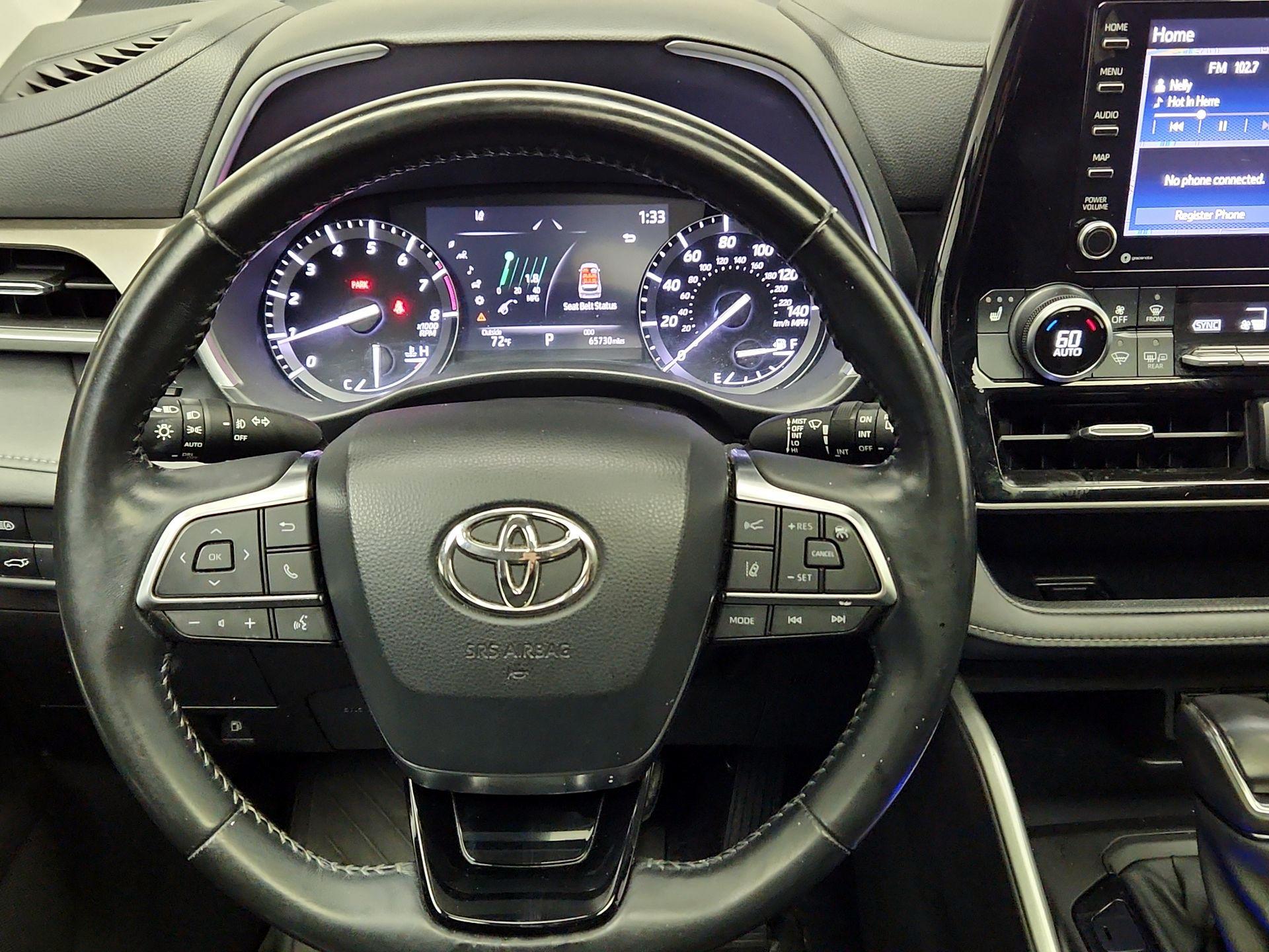 Thumbnail: 2021 Toyota Highlander - 10
