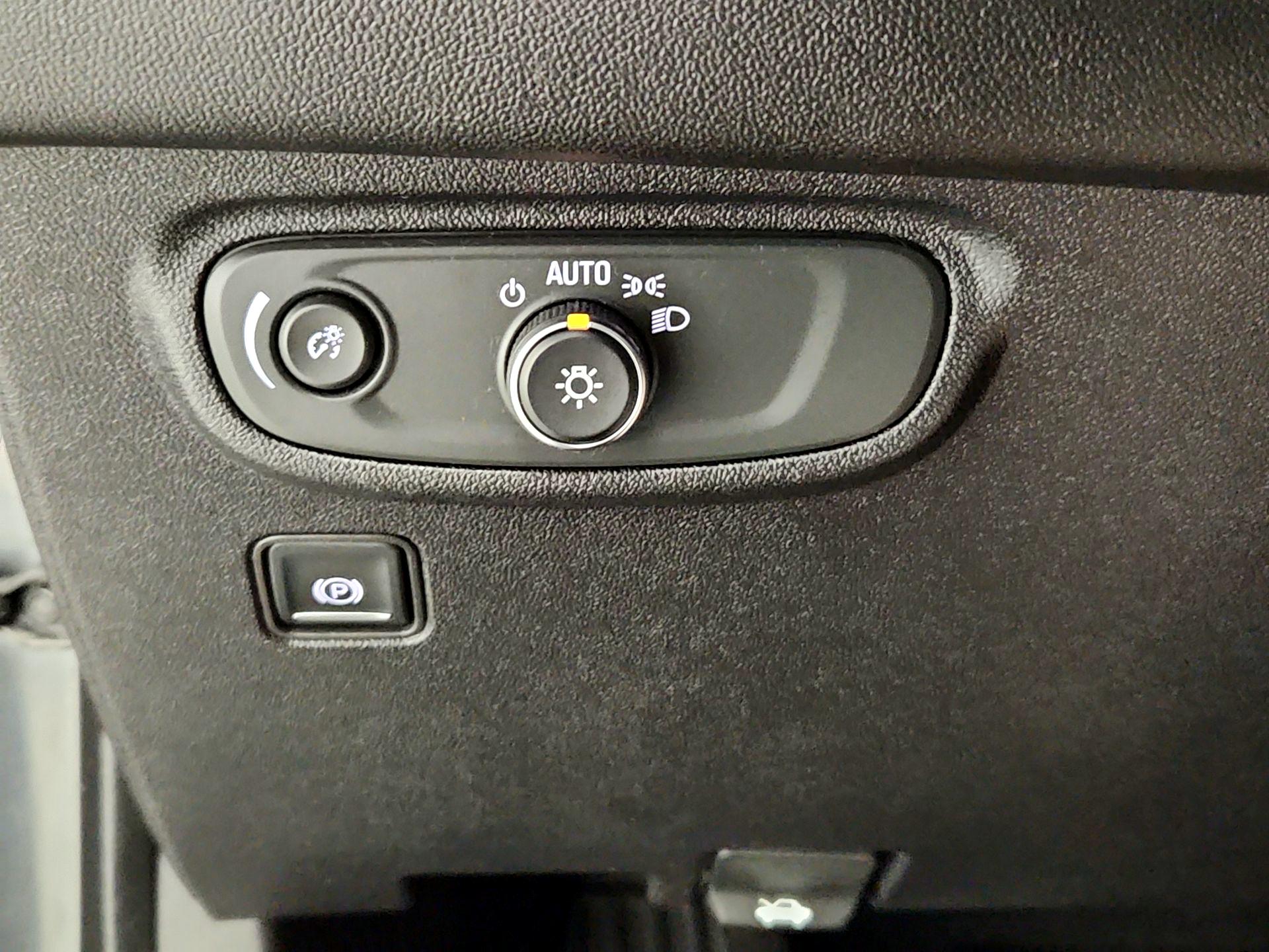Thumbnail: 2018 GMC Terrain - 13
