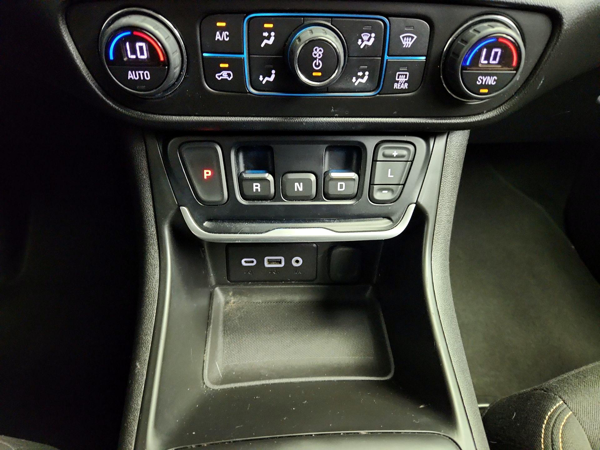 Thumbnail: 2018 GMC Terrain - 18