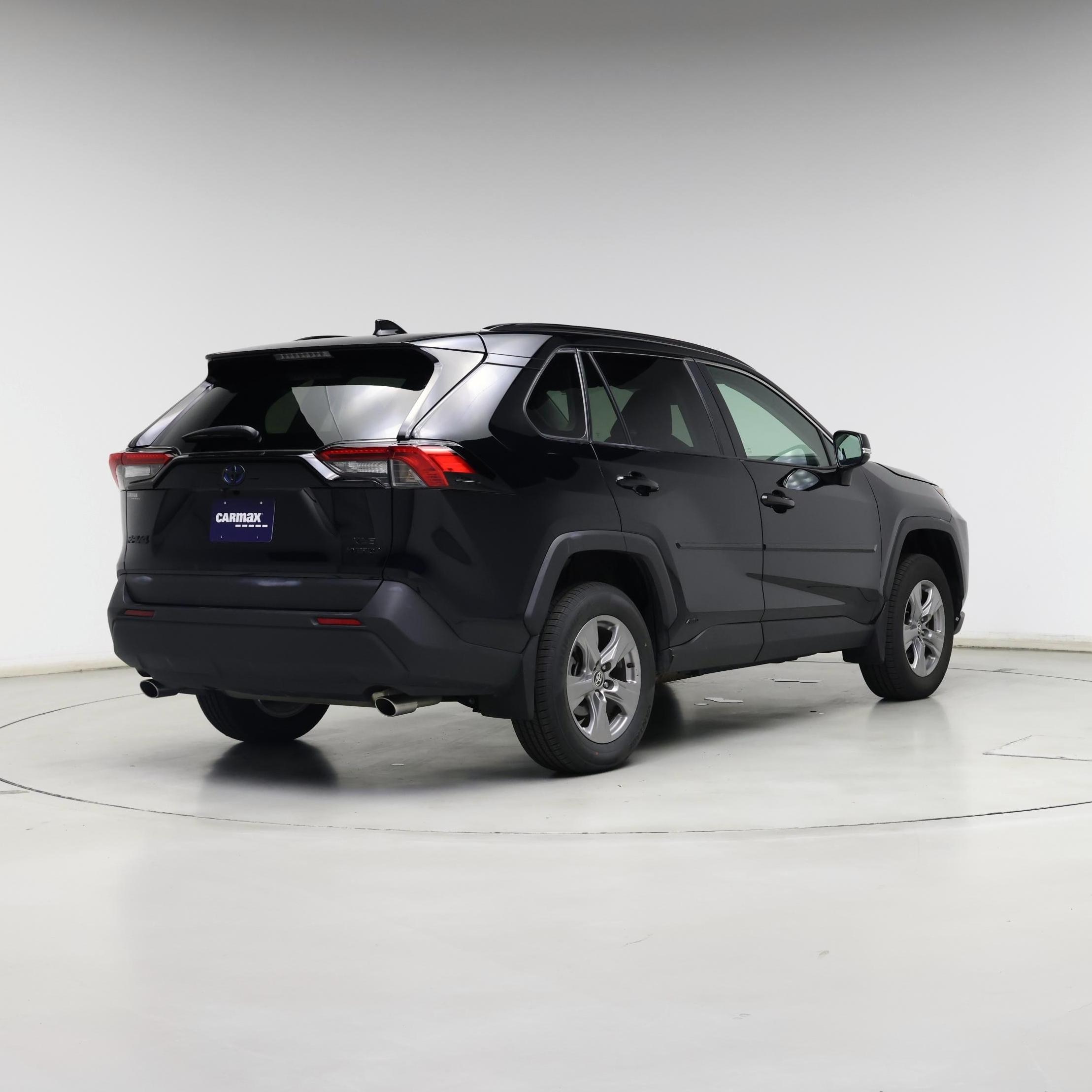 Thumbnail: 2024 Toyota RAV4 - 8