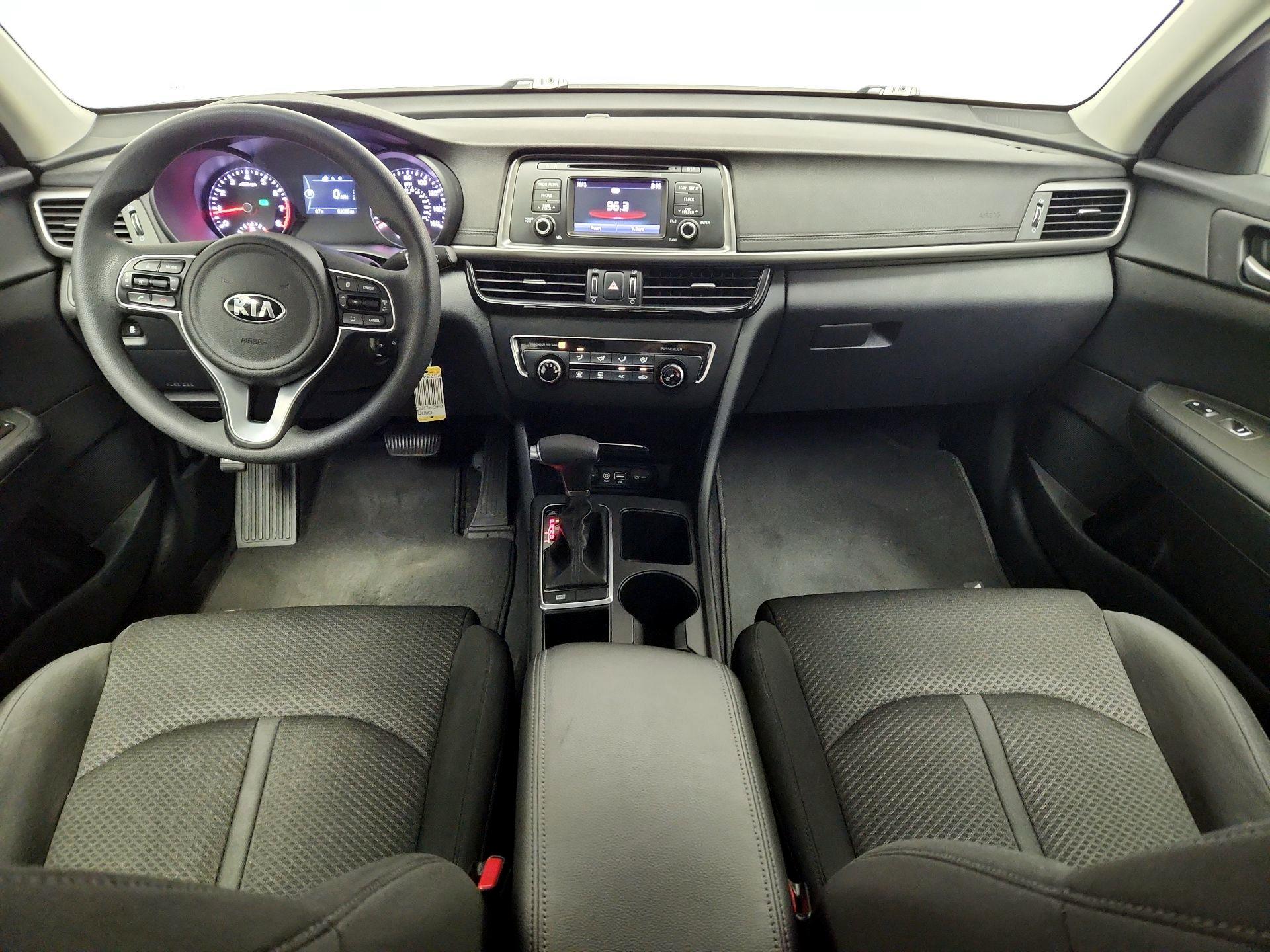 Thumbnail: 2016 Kia Optima - 9