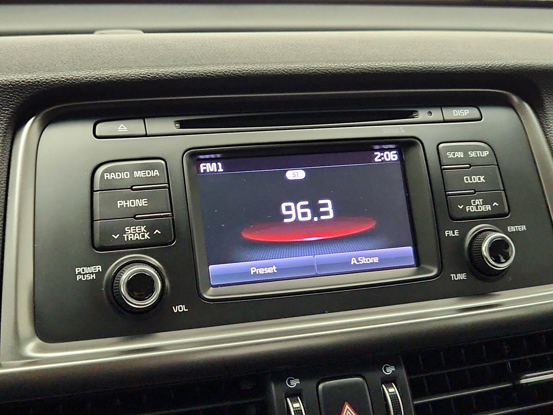 Thumbnail: 2016 Kia Optima - 15
