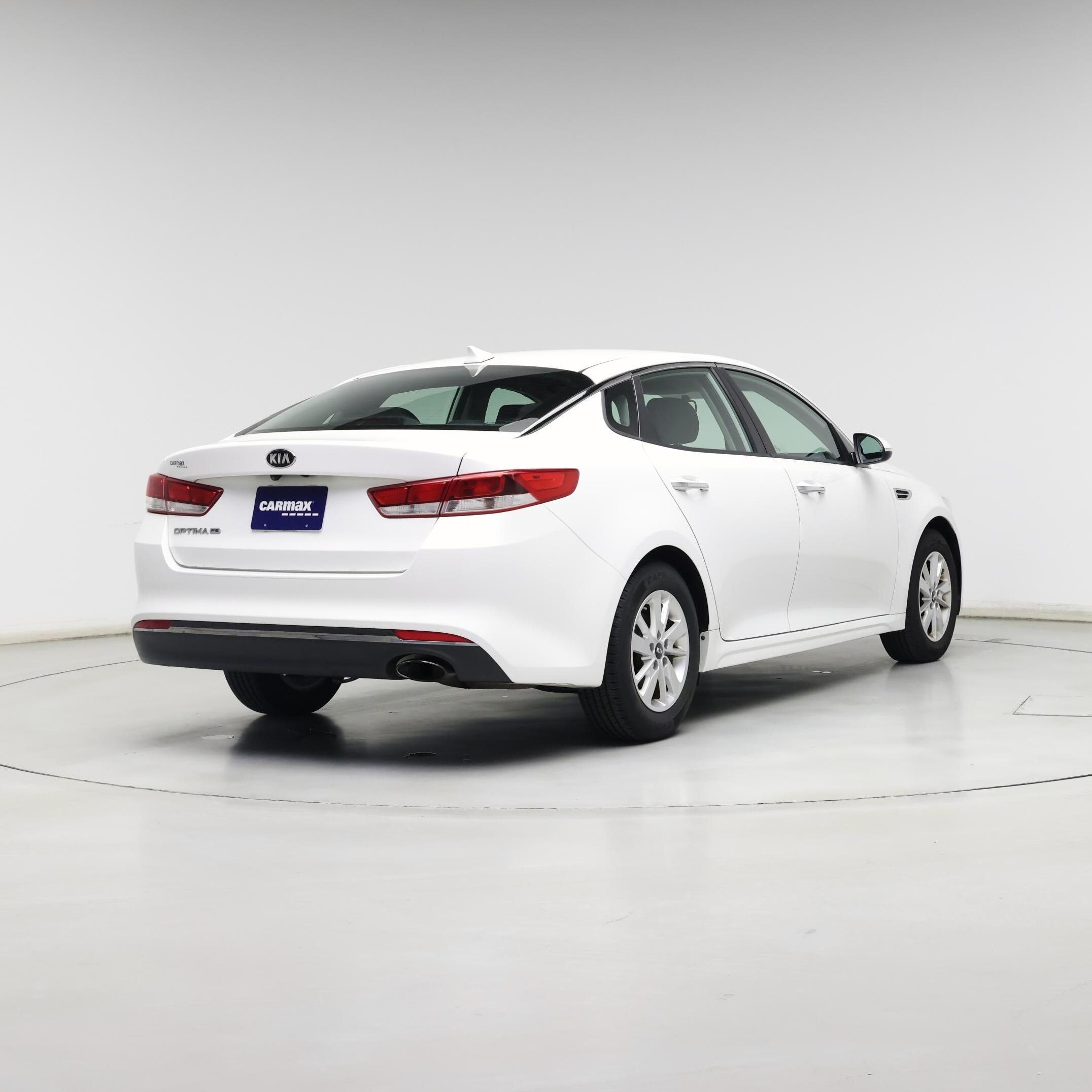 Thumbnail: 2016 Kia Optima - 8