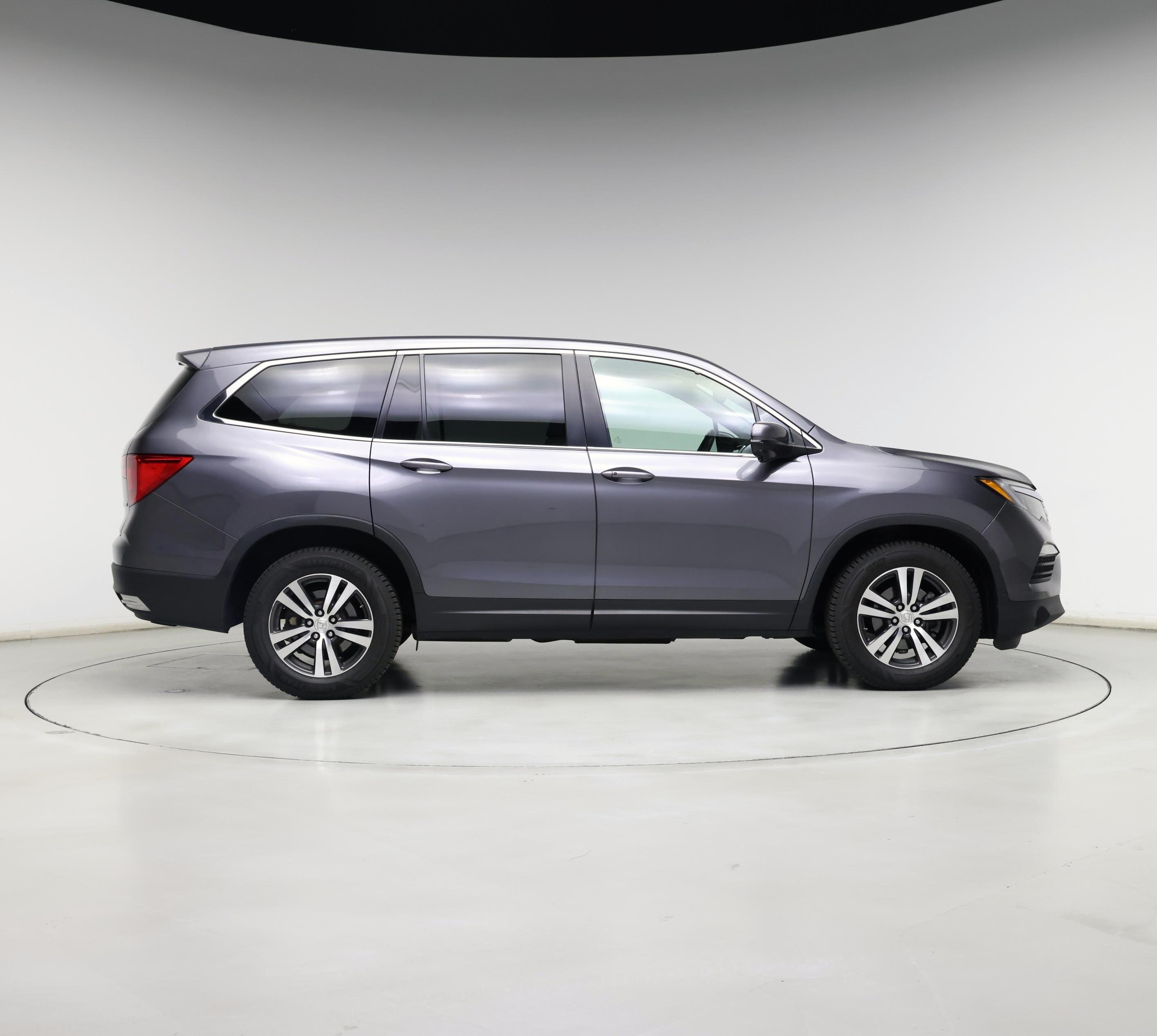 Thumbnail: 2018 Honda Pilot - 7