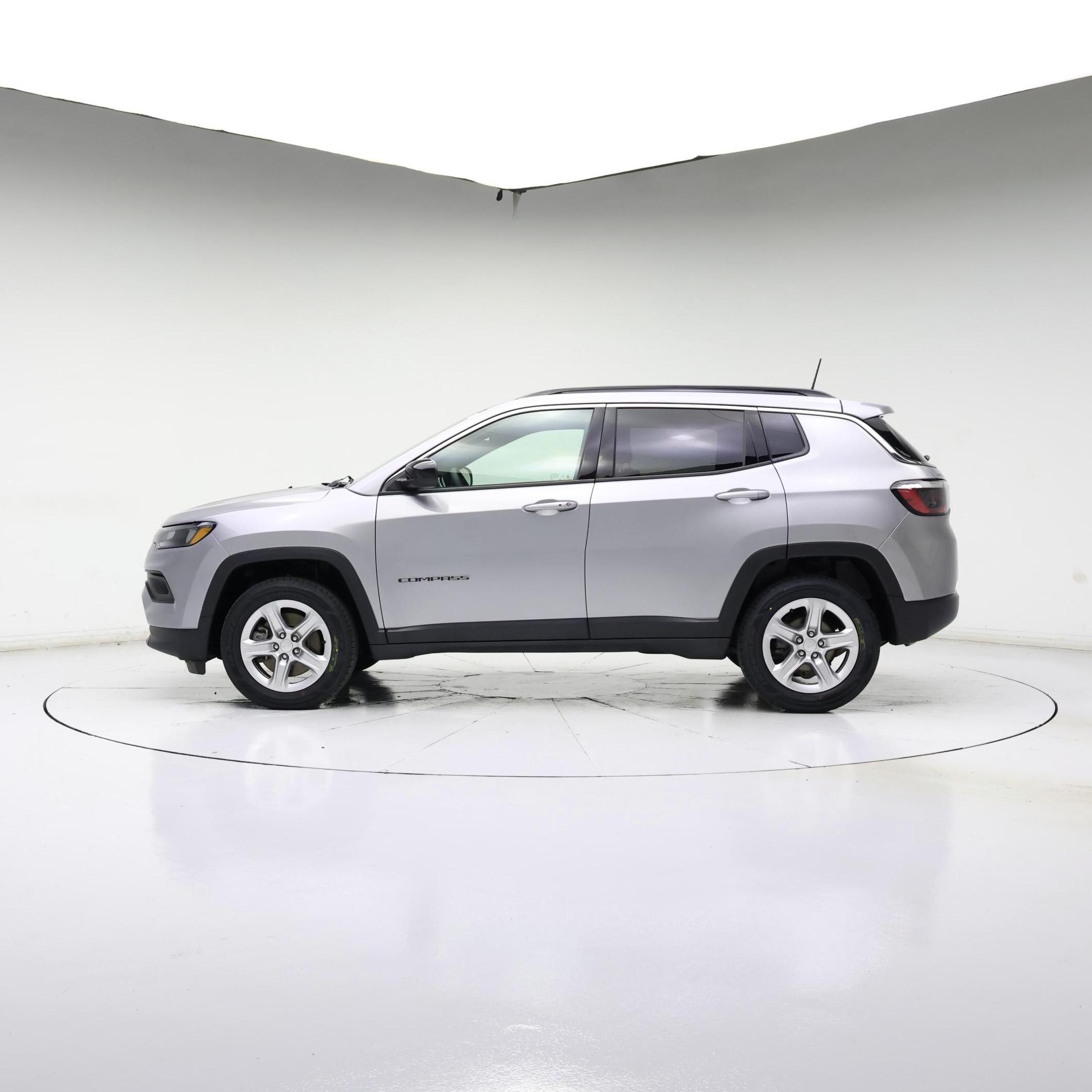 Thumbnail: 2023 Jeep Compass - 7
