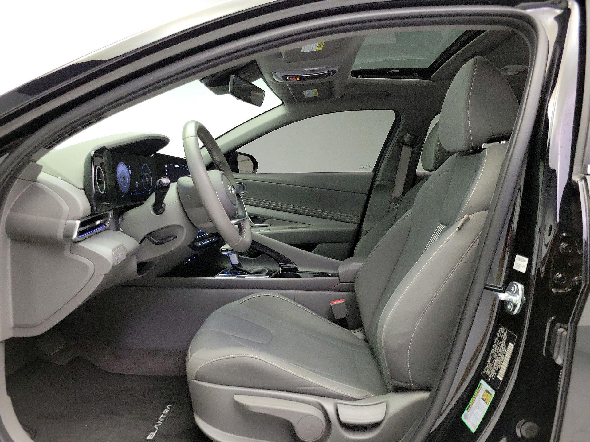 Thumbnail: 2025 Hyundai Elantra - 11