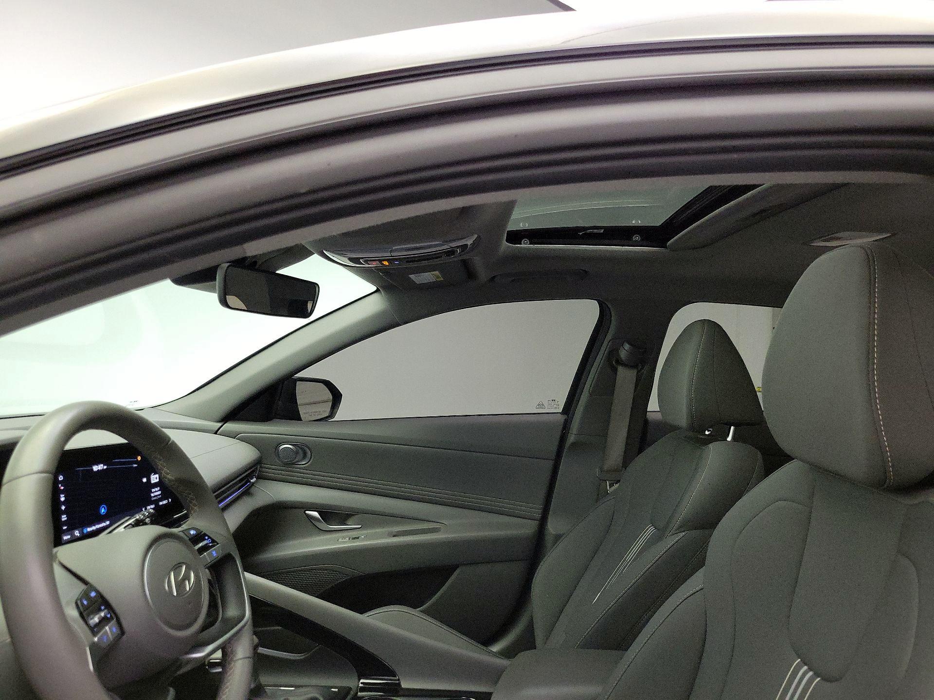 Thumbnail: 2025 Hyundai Elantra - 20