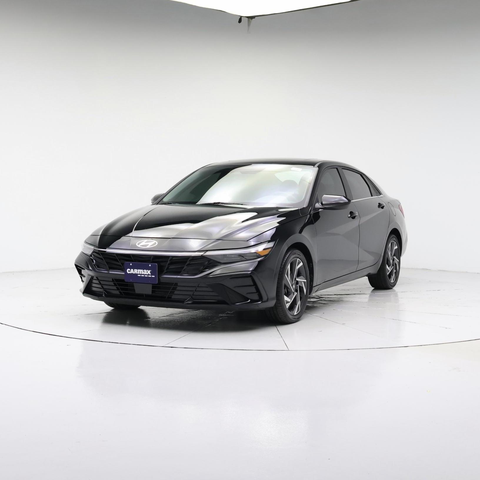 Thumbnail: 2025 Hyundai Elantra - 4
