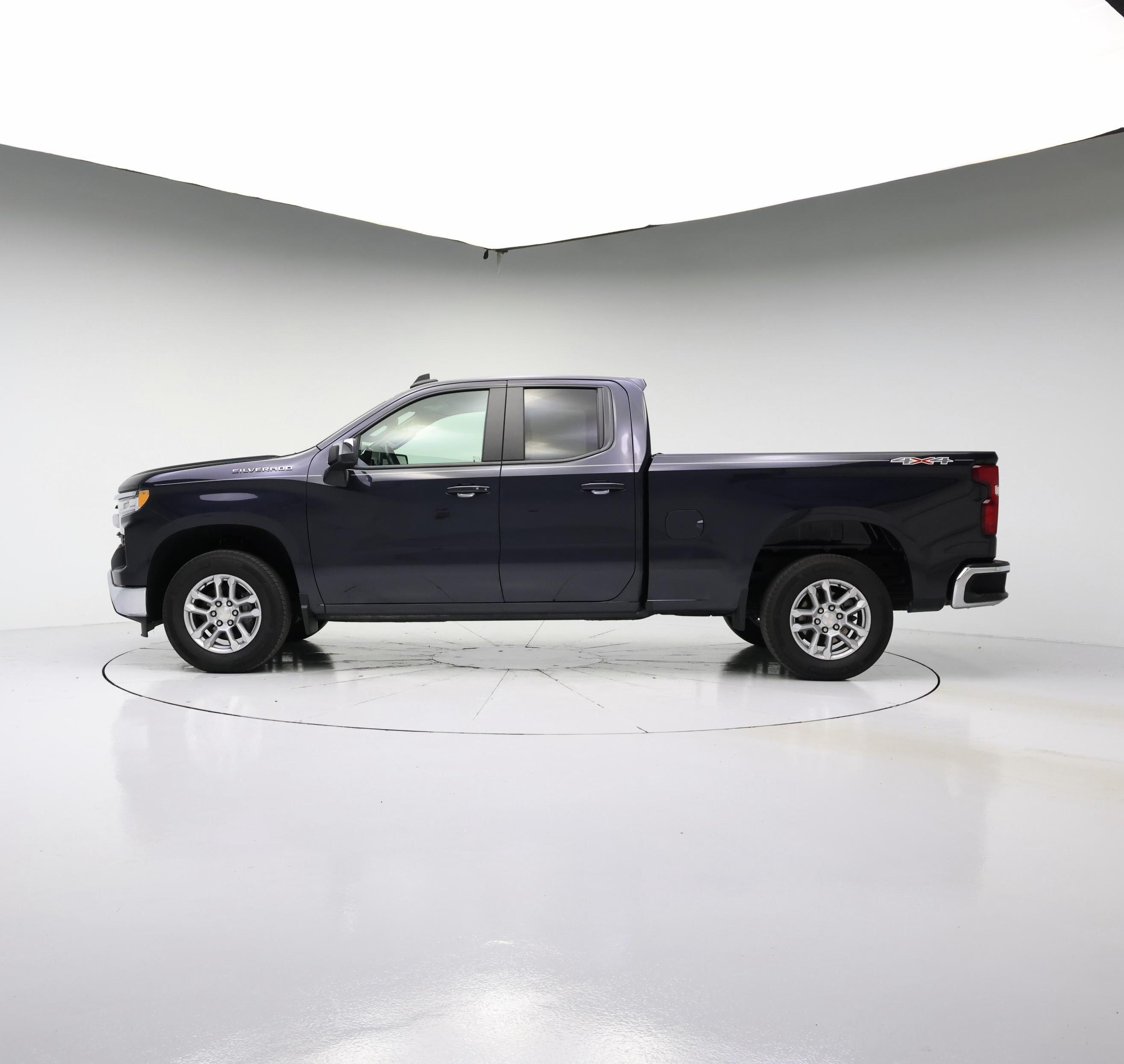Thumbnail: 2022 Chevrolet Silverado 1500 - 3