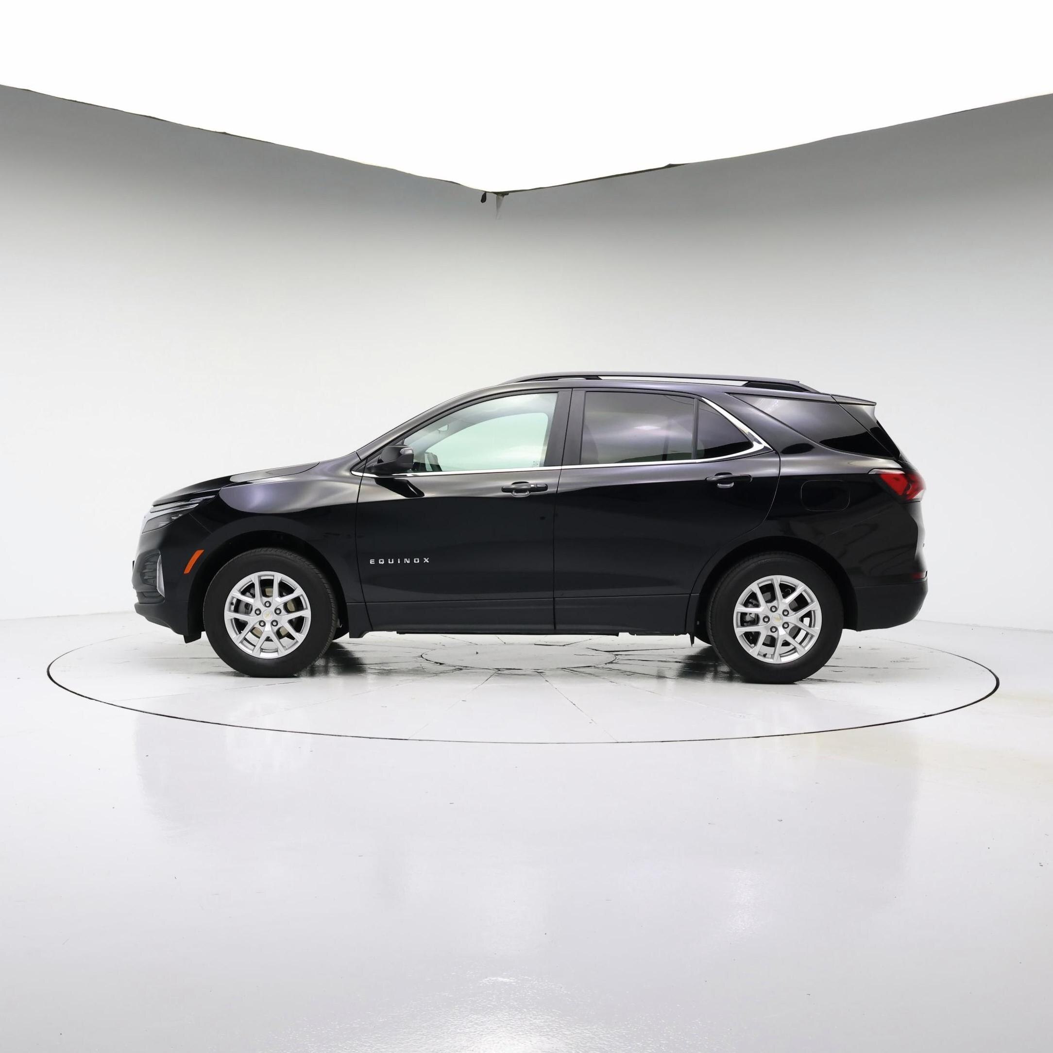 Thumbnail: 2024 Chevrolet Equinox - 3