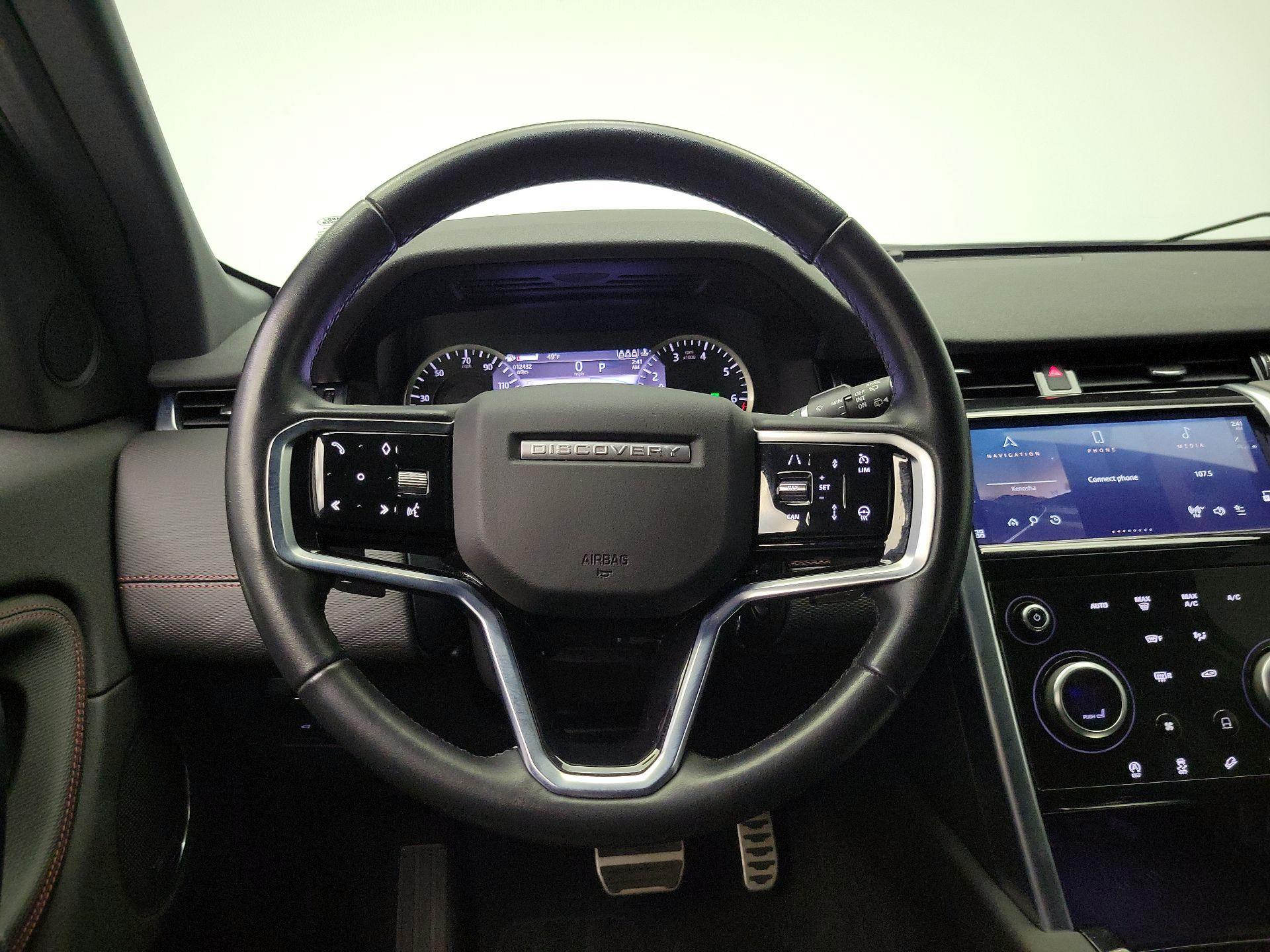 Thumbnail: 2023 Land Rover Discovery Sport - 10