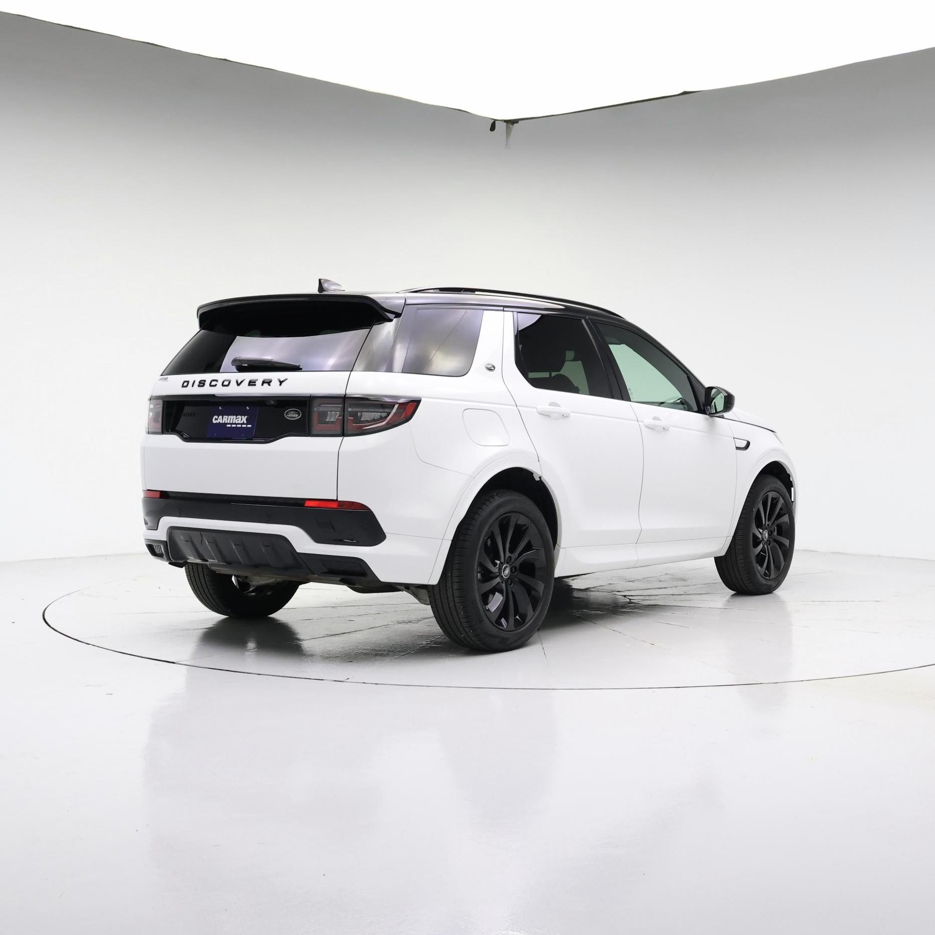 Thumbnail: 2023 Land Rover Discovery Sport - 8