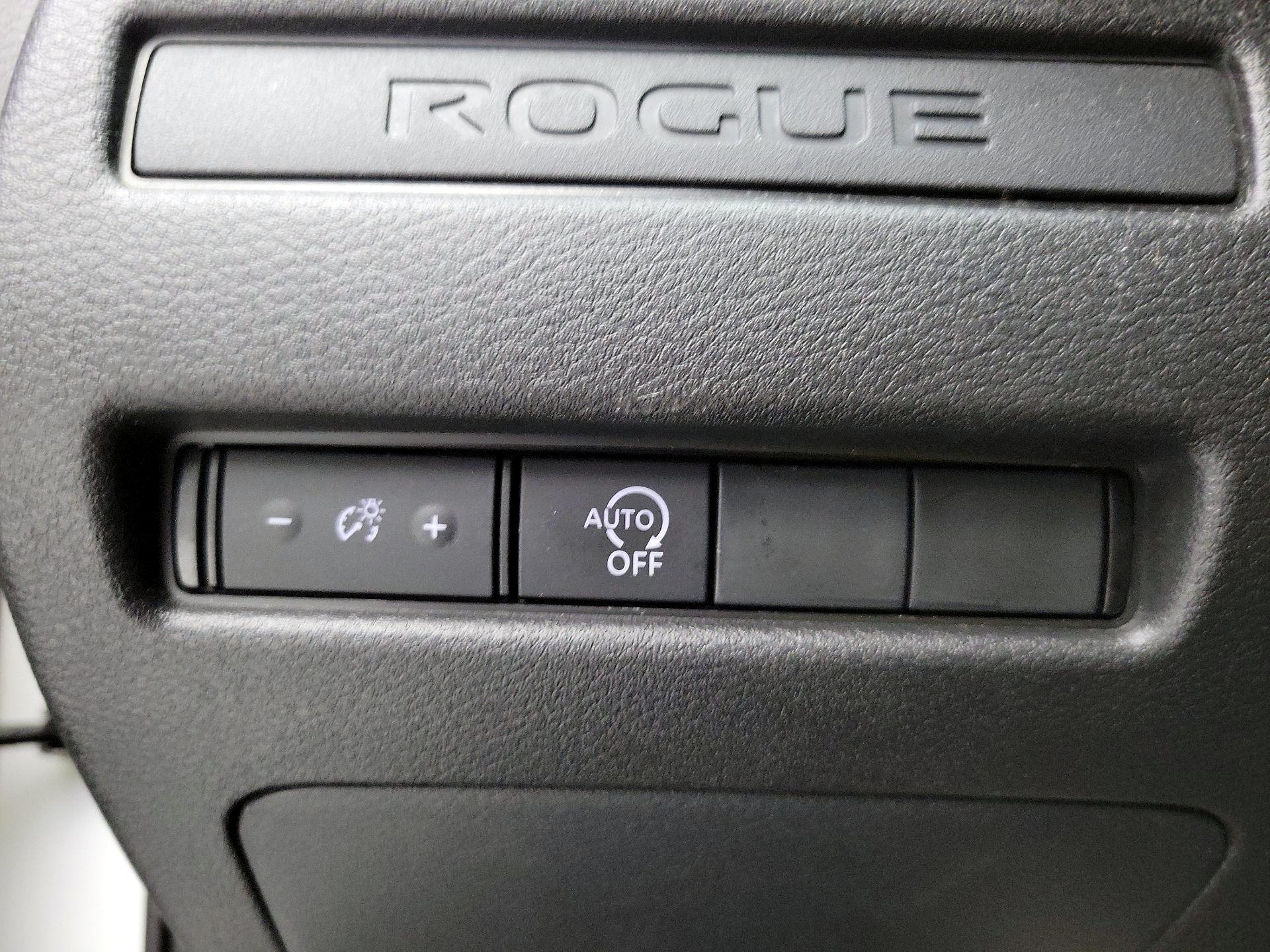 Thumbnail: 2023 Nissan Rogue - 13