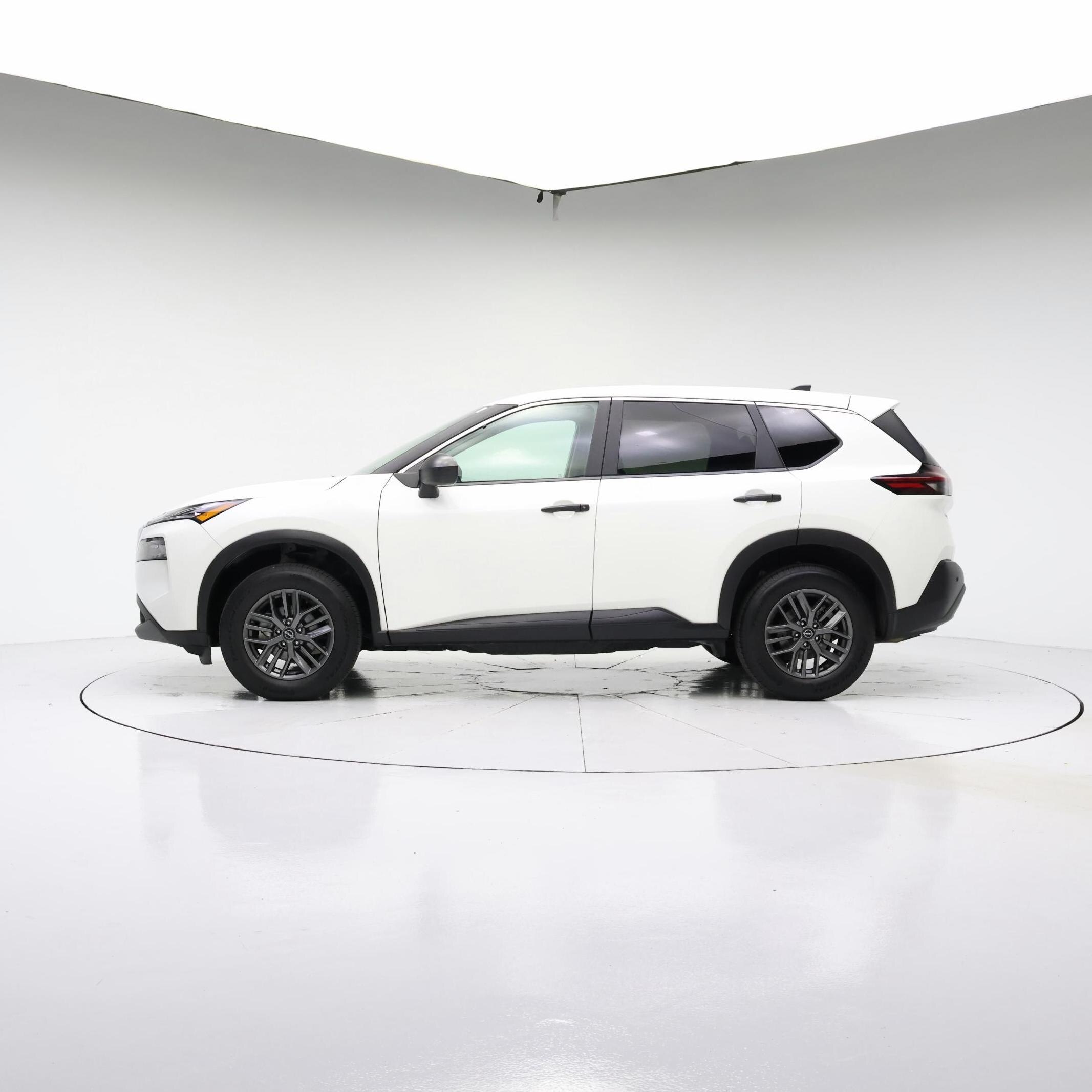 Thumbnail: 2023 Nissan Rogue - 3