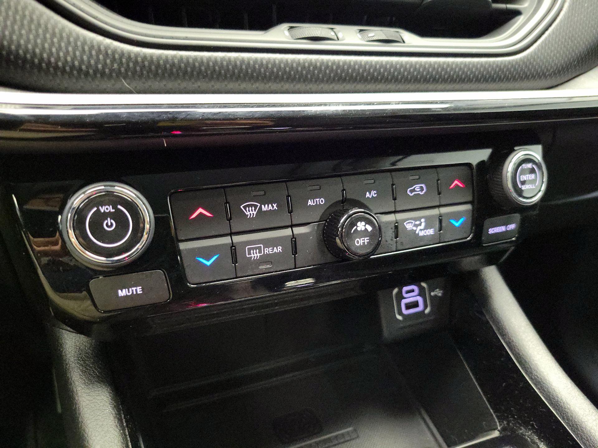 Thumbnail: 2022 Jeep Compass - 17